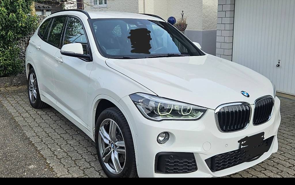 BMW X1-image-1