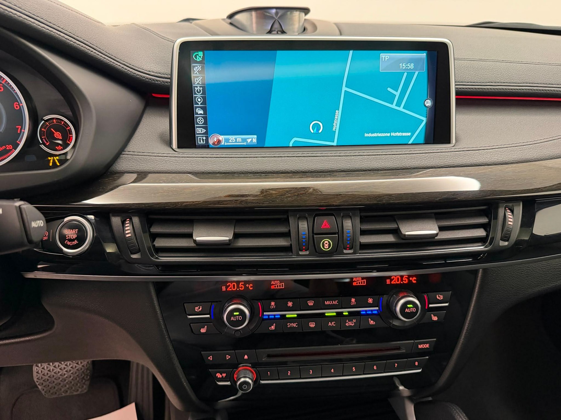 BMW X6 50i xDrive-image-22