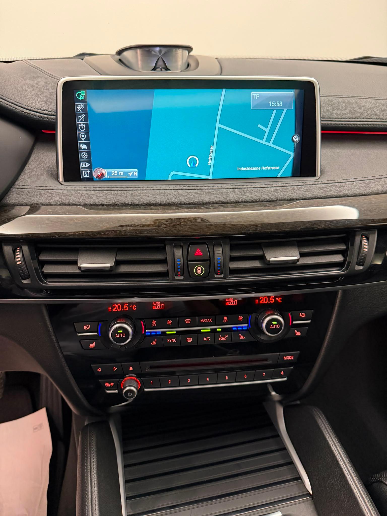 BMW X6 50i xDrive-image-21