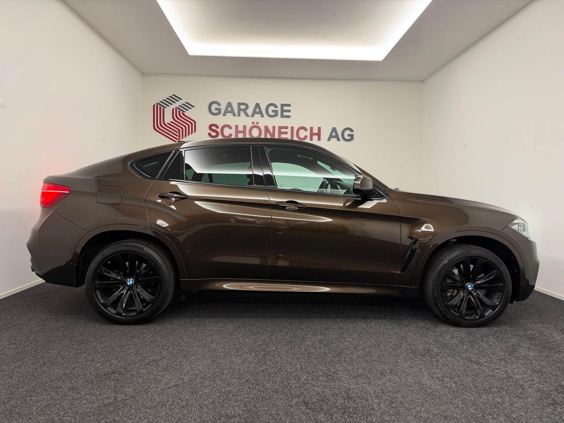 BMW X6 50i xDrive-image-3