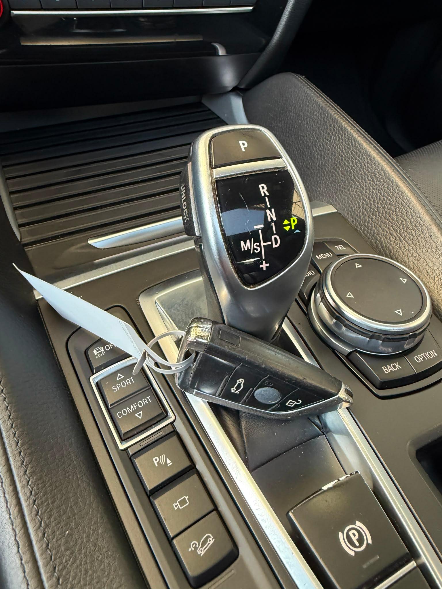 BMW X6 50i M Sport xDrive SAG-image-20
