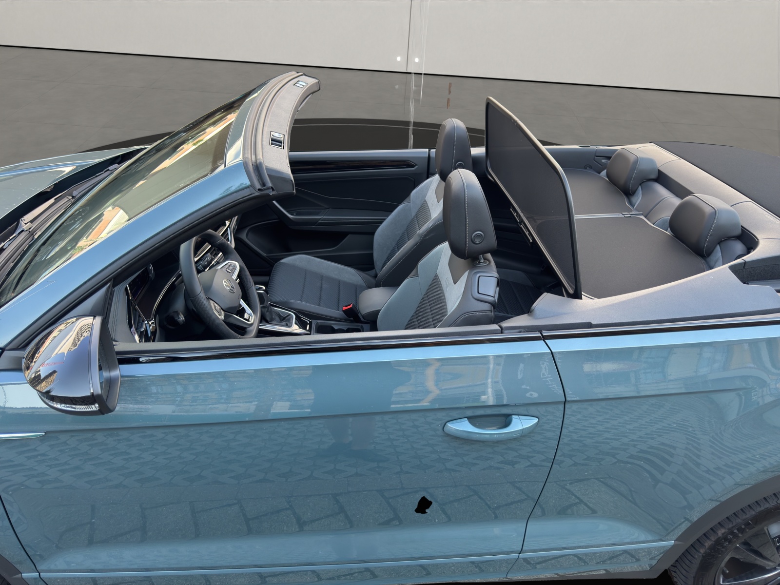 VW T-Roc Cabriolet 1.5 TSI R-Line DSG *Cabrio*-image-5
