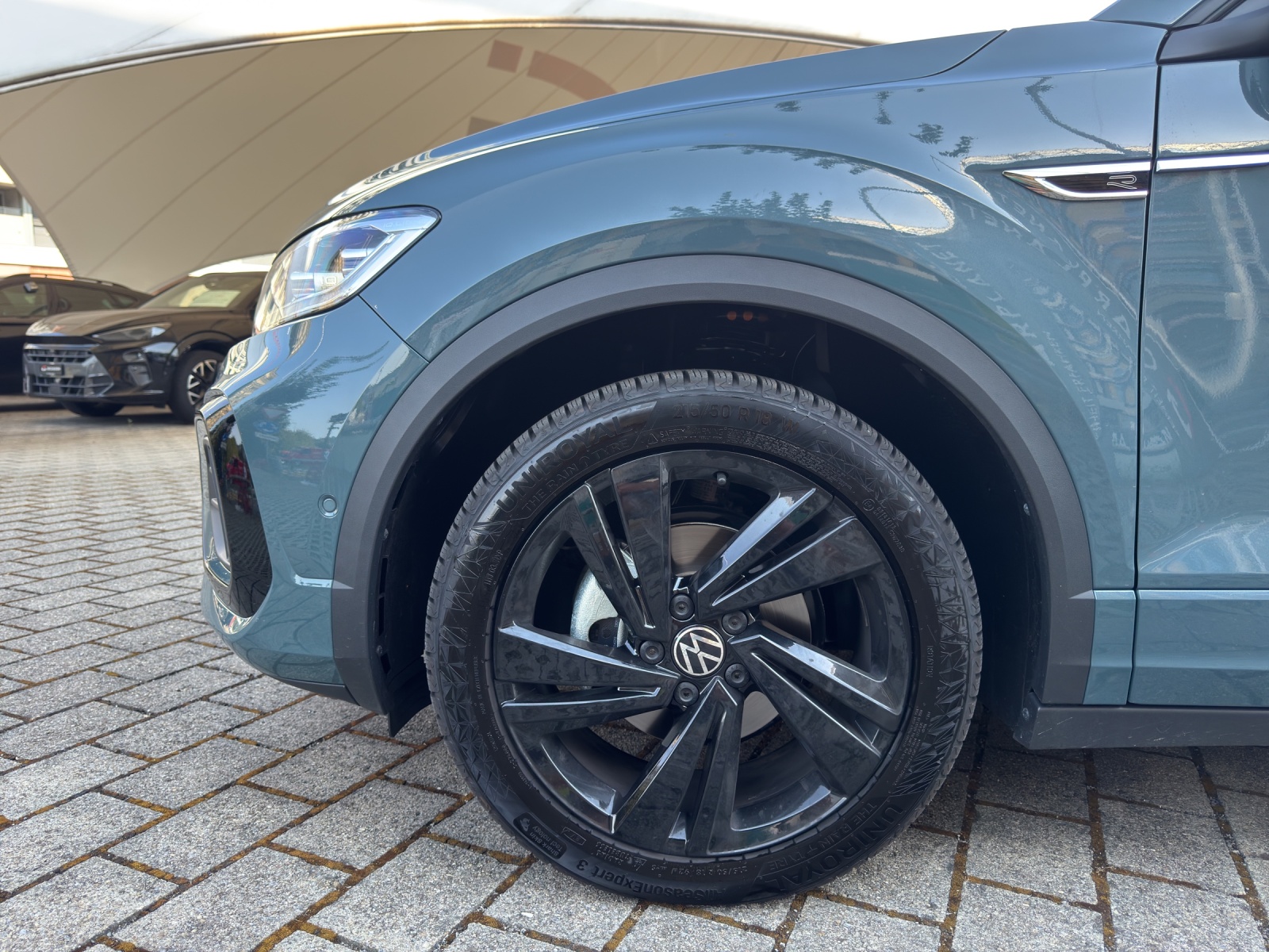 VW T-Roc Cabriolet 1.5 TSI R-Line DSG *Cabrio*-image-11