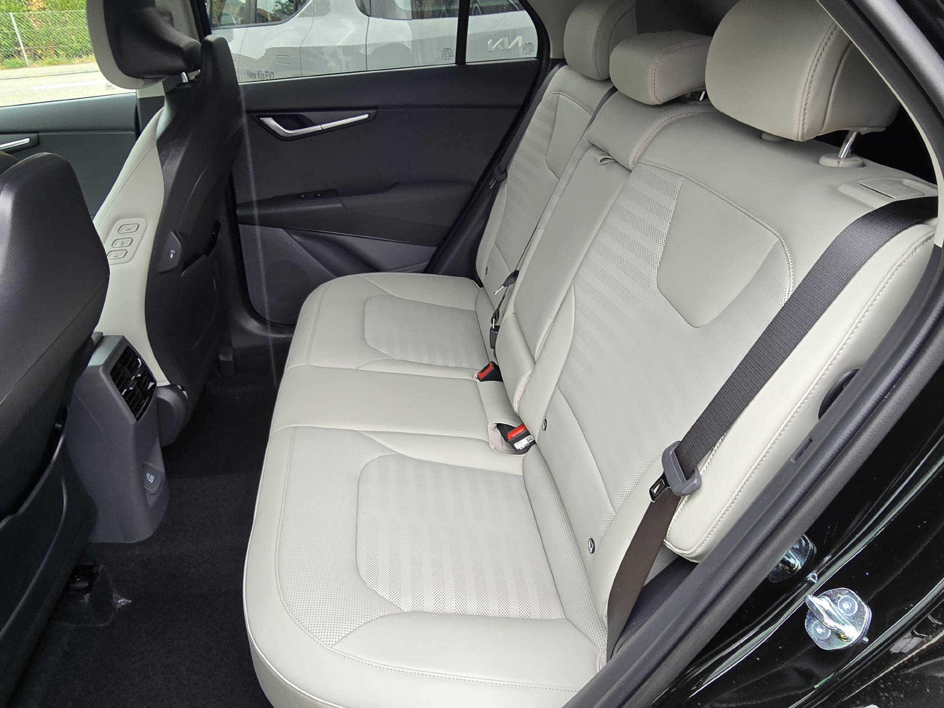 KIA Niro 1.6 GDi Hybrid Style-image-6