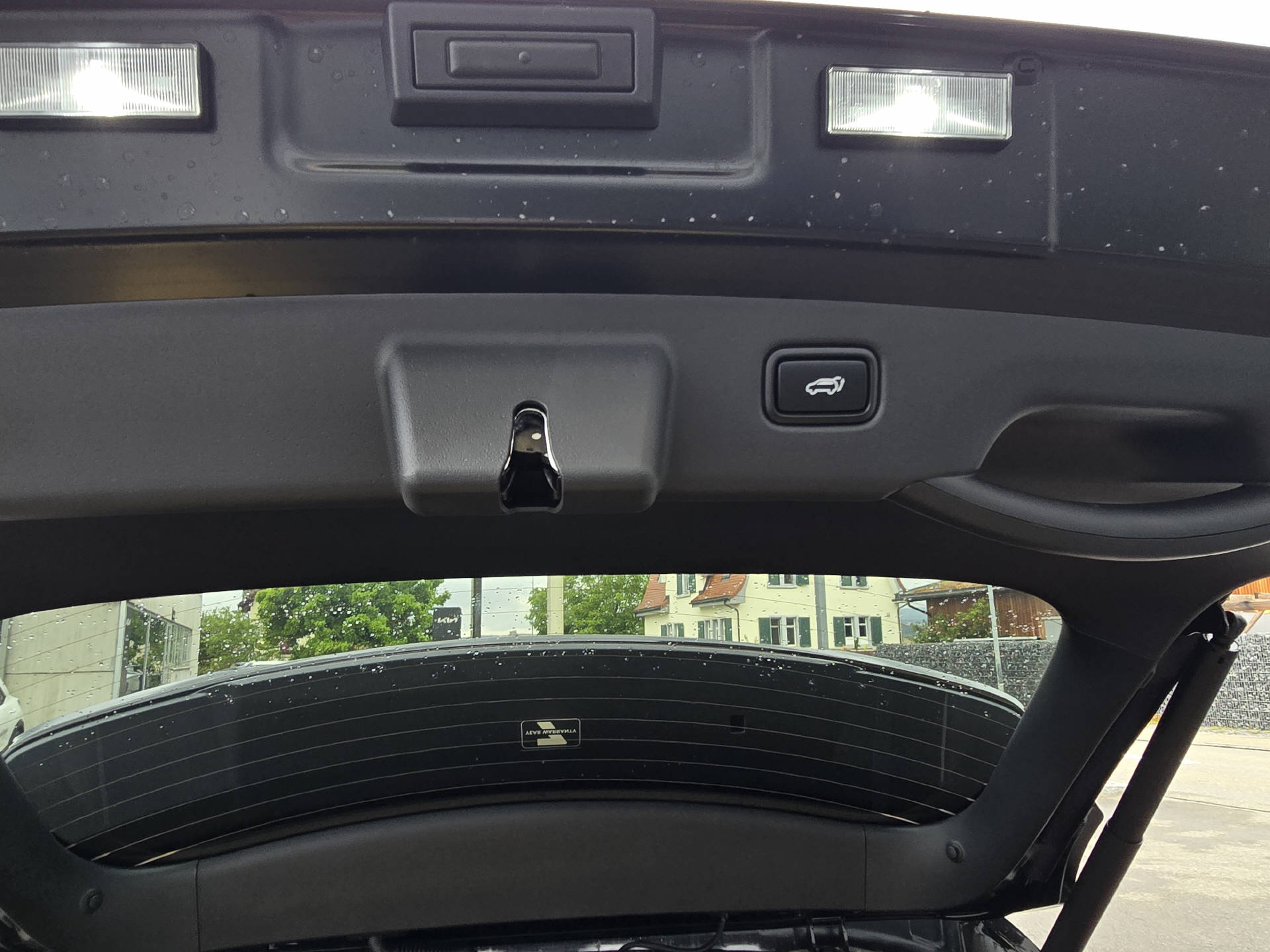 KIA Niro 1.6 GDi Hybrid Style-image-5