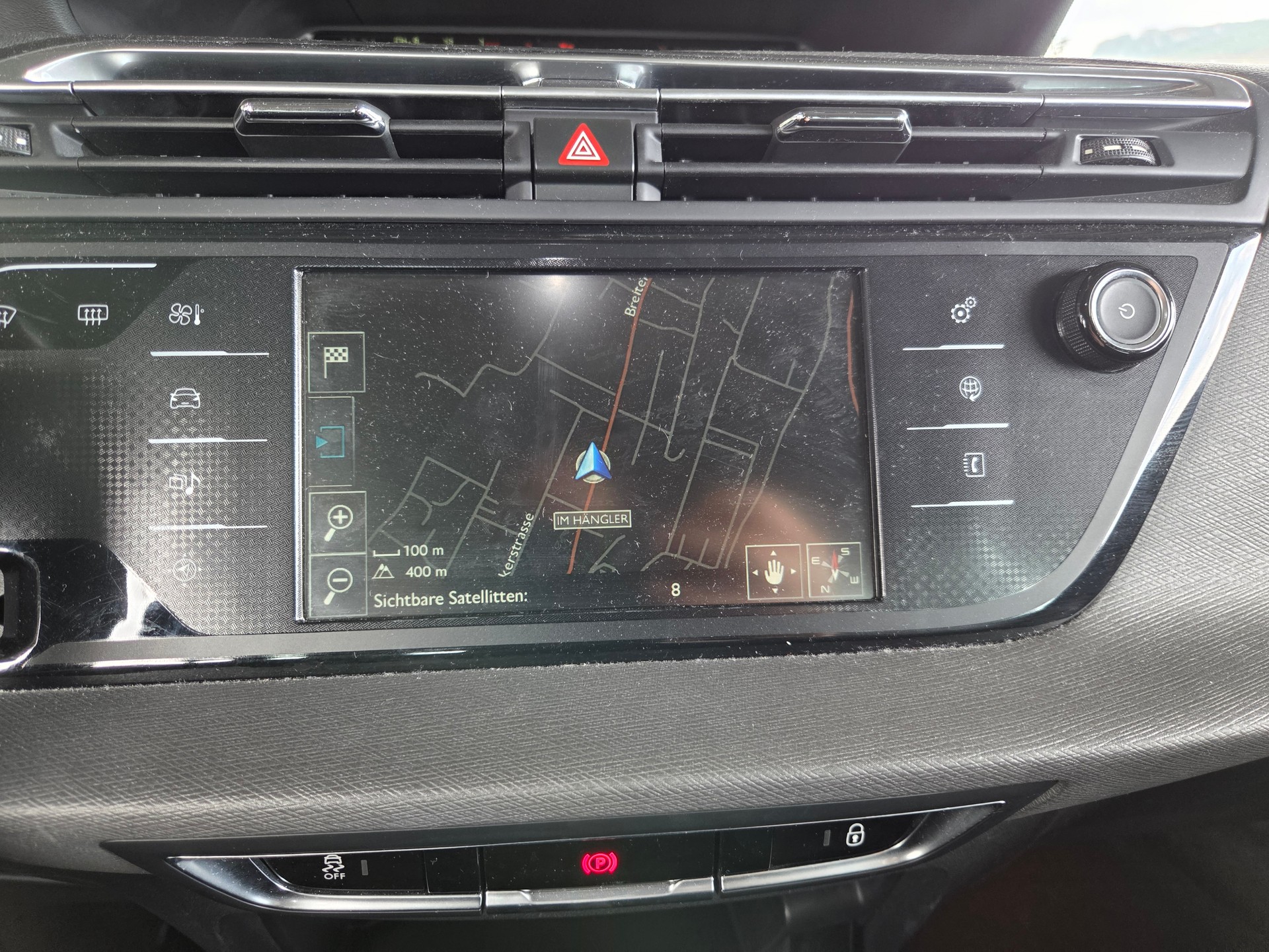 CITROEN Grand C4 Picasso 1.6 e-HDi Attraction EGS6-image-16