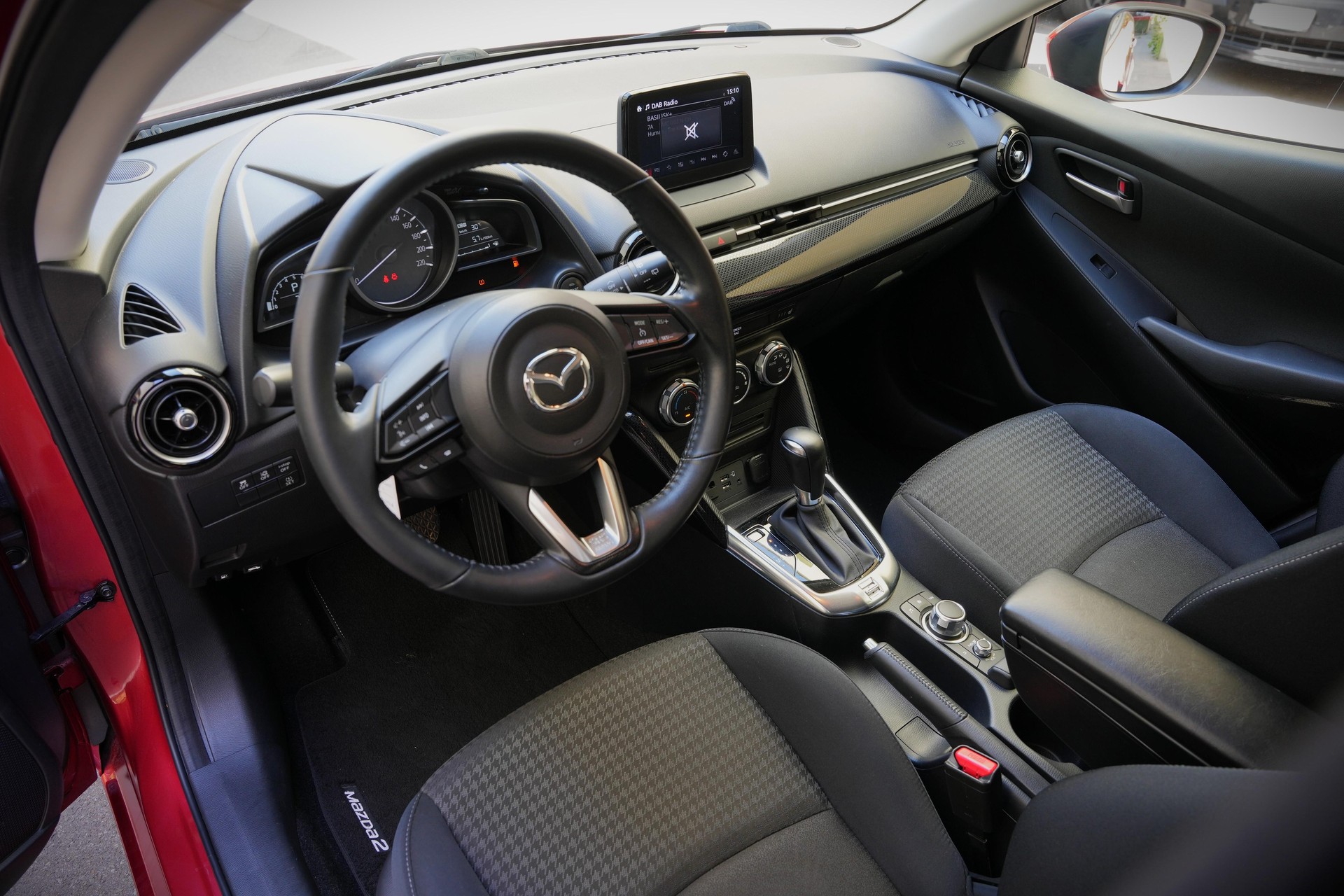 MAZDA 2 1.5 90 Ambition-image-3