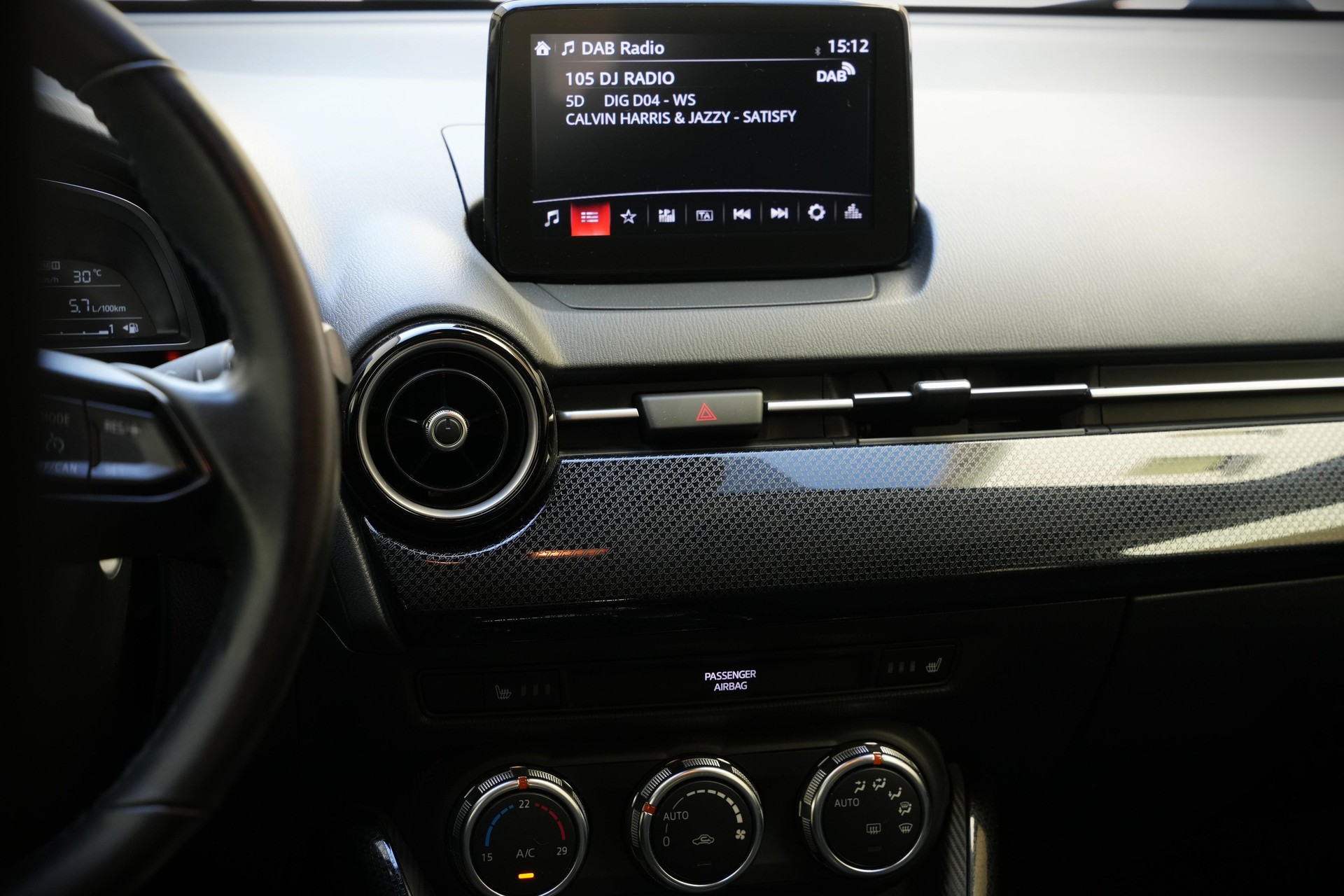MAZDA 2 1.5 90 Ambition-image-10