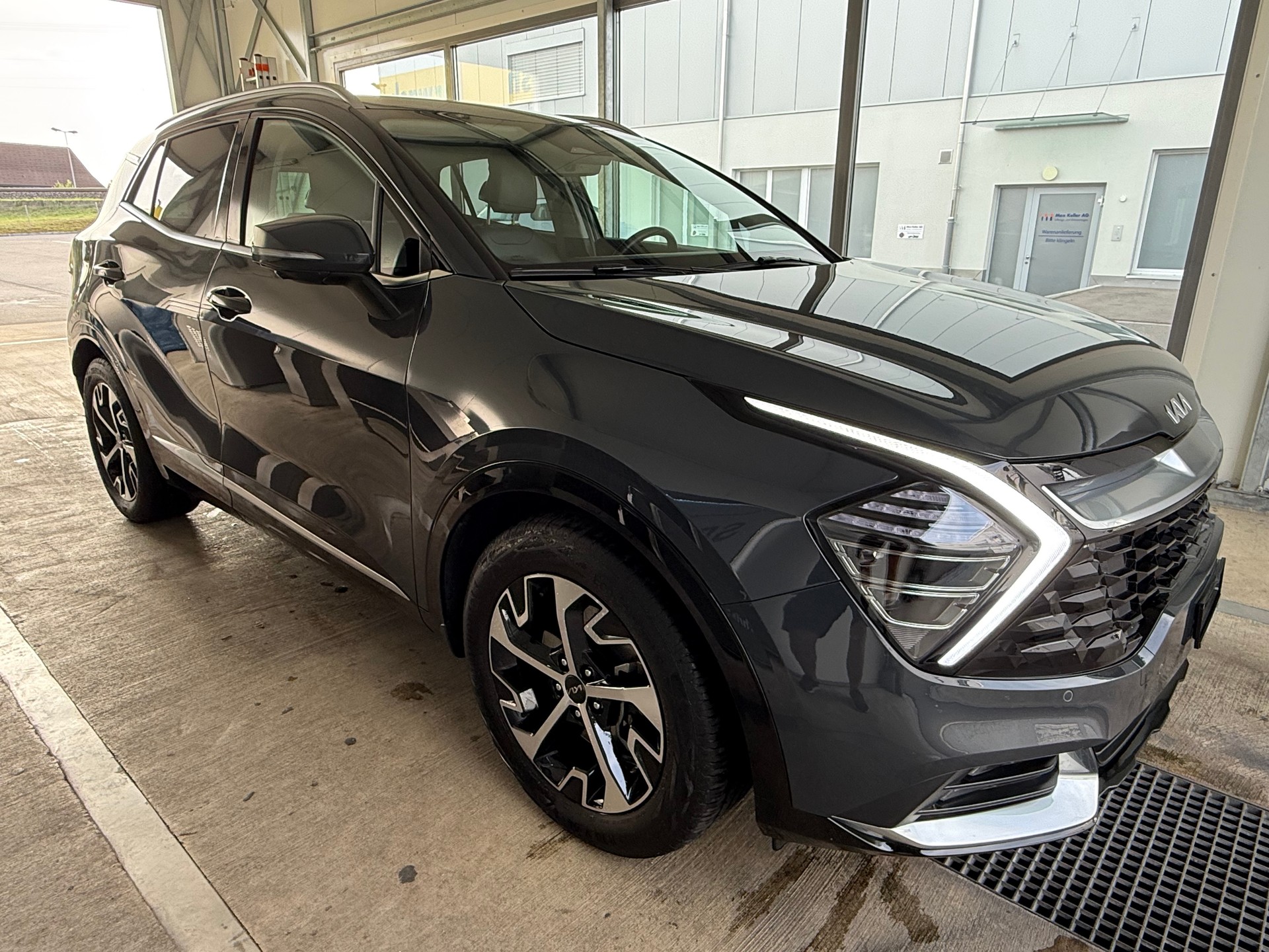 KIA Sportage 1.6T-GDi MHEV Style 4x4 7DCT-image-1