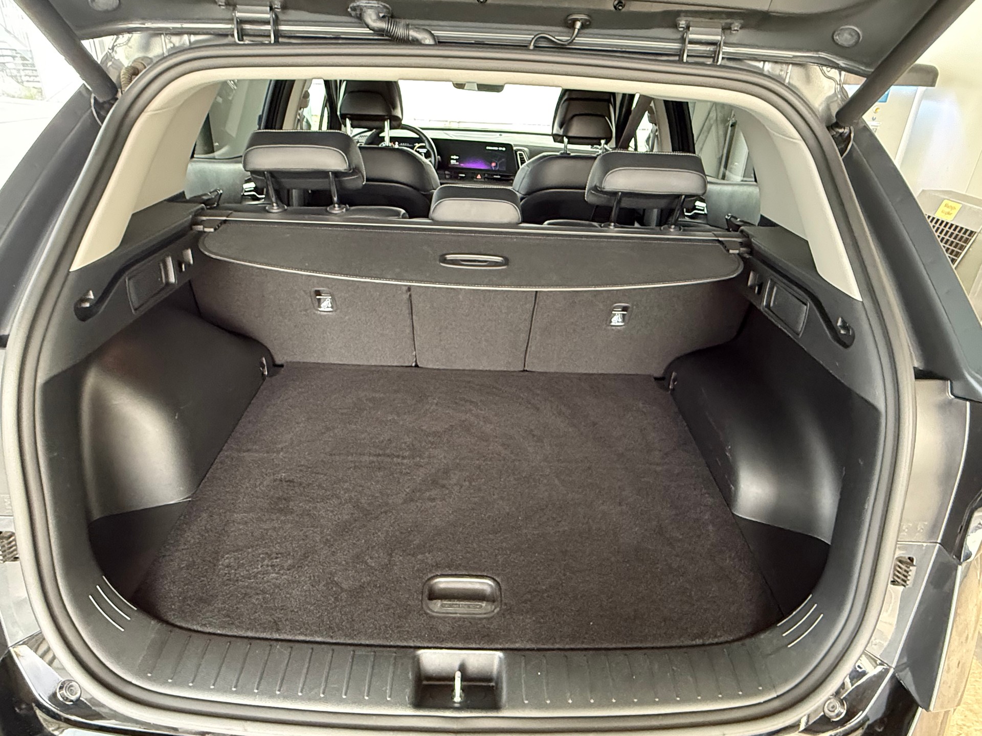KIA Sportage 1.6T-GDi MHEV Style 4x4 7DCT-image-9