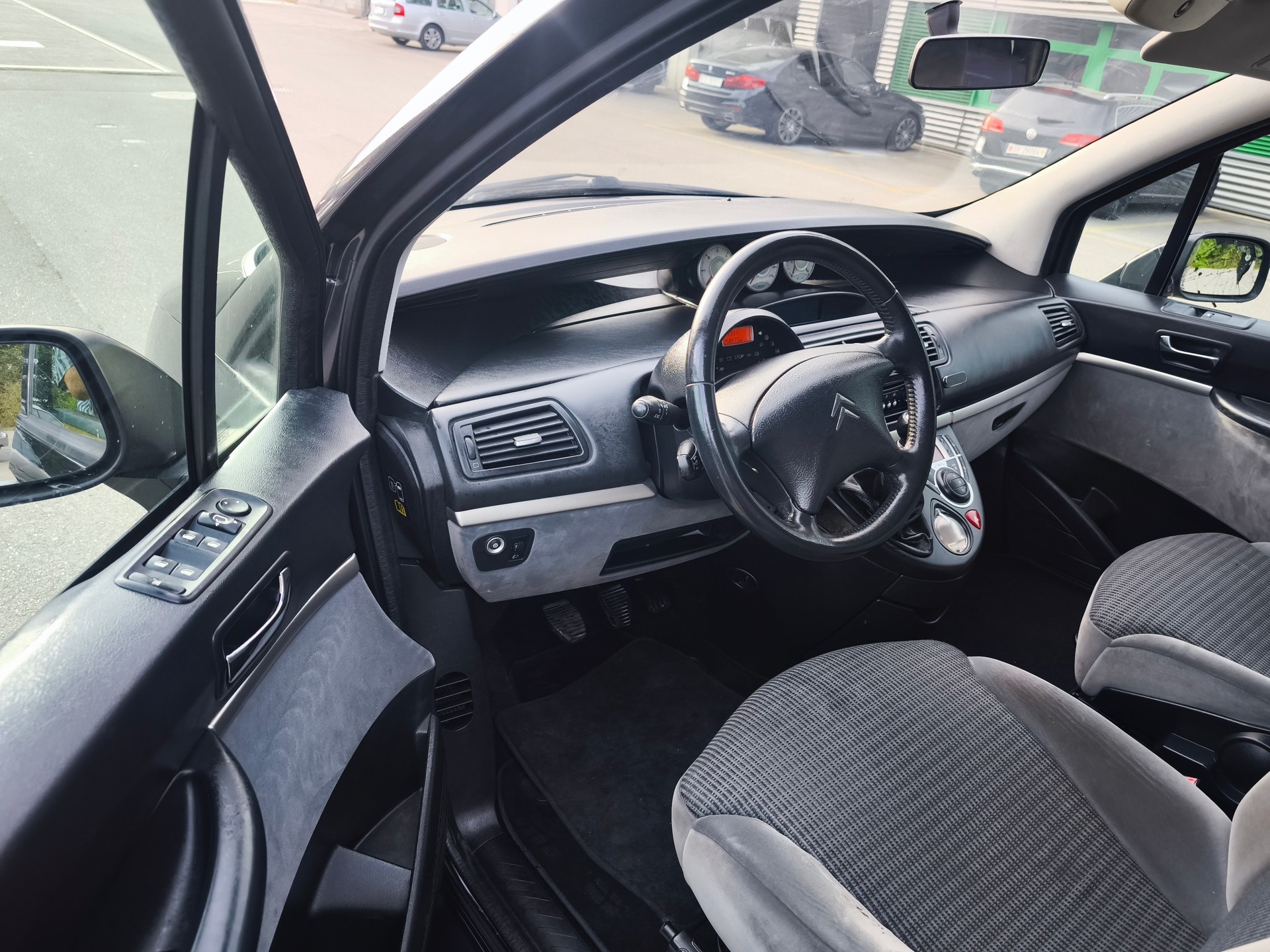CITROEN C8 2.0 16V HDi Séduction-image-10