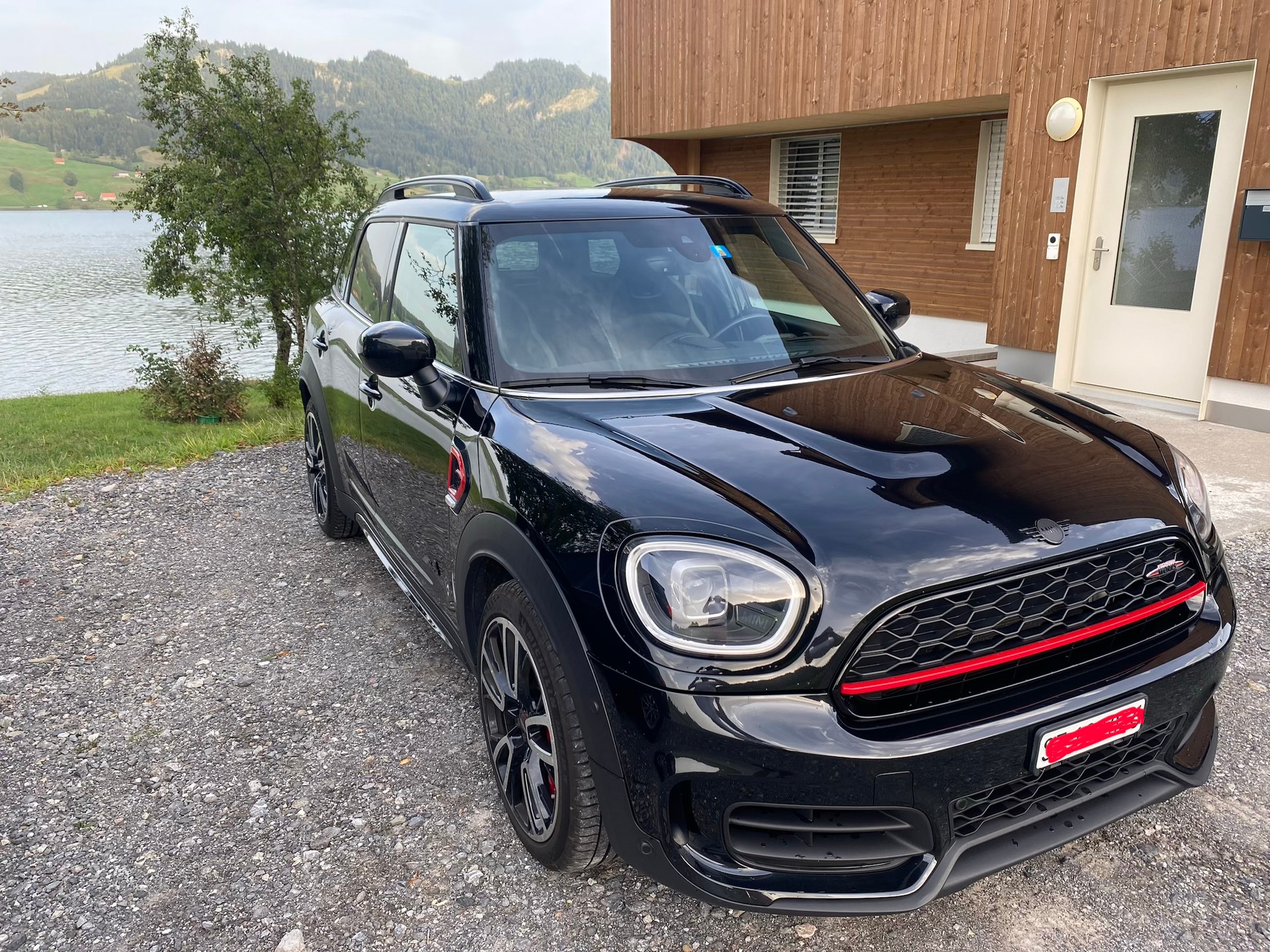MINI 2.0i John Cooper Works ALL4-image-2