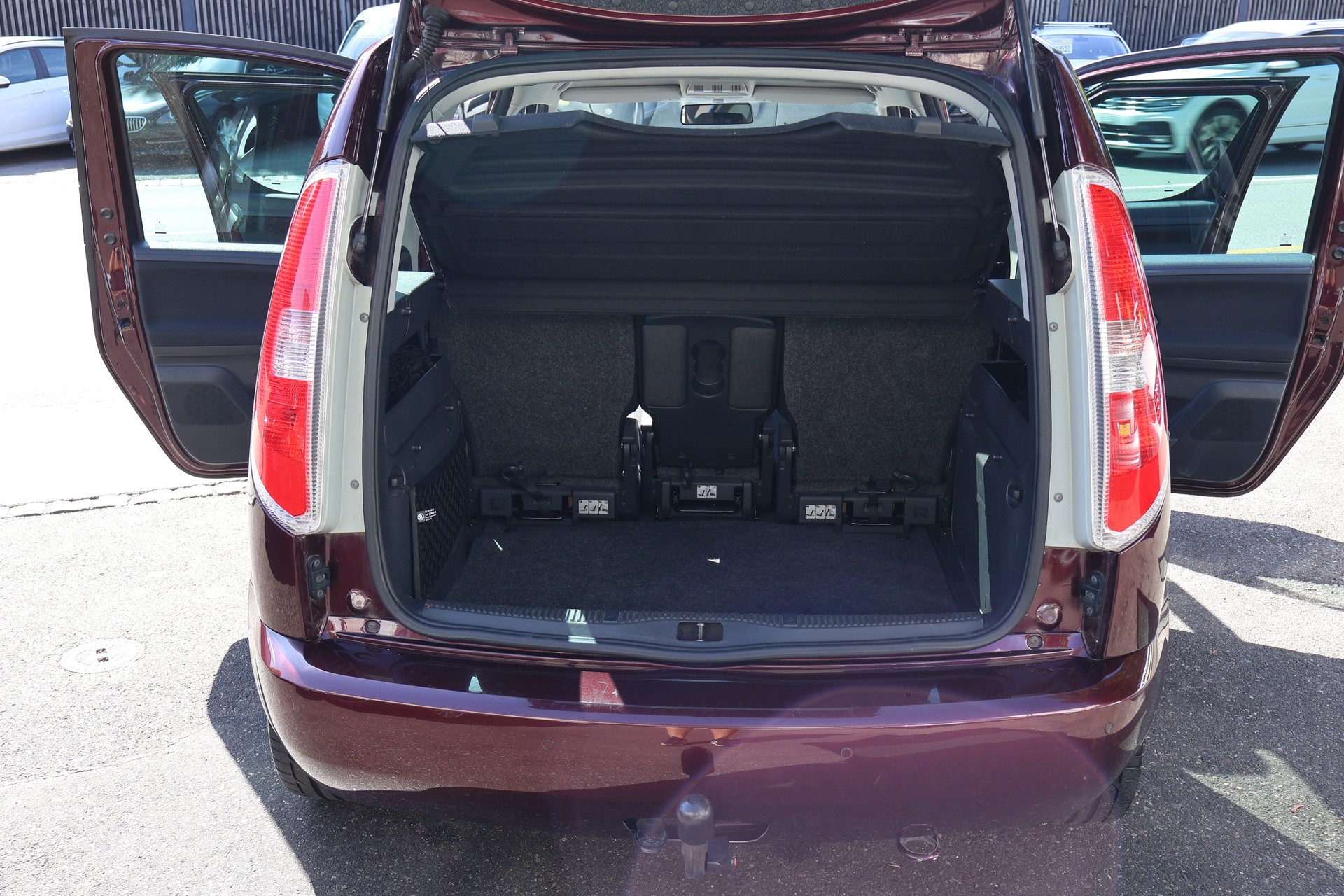 SKODA Roomster 1.2 TSI Magic-image-9