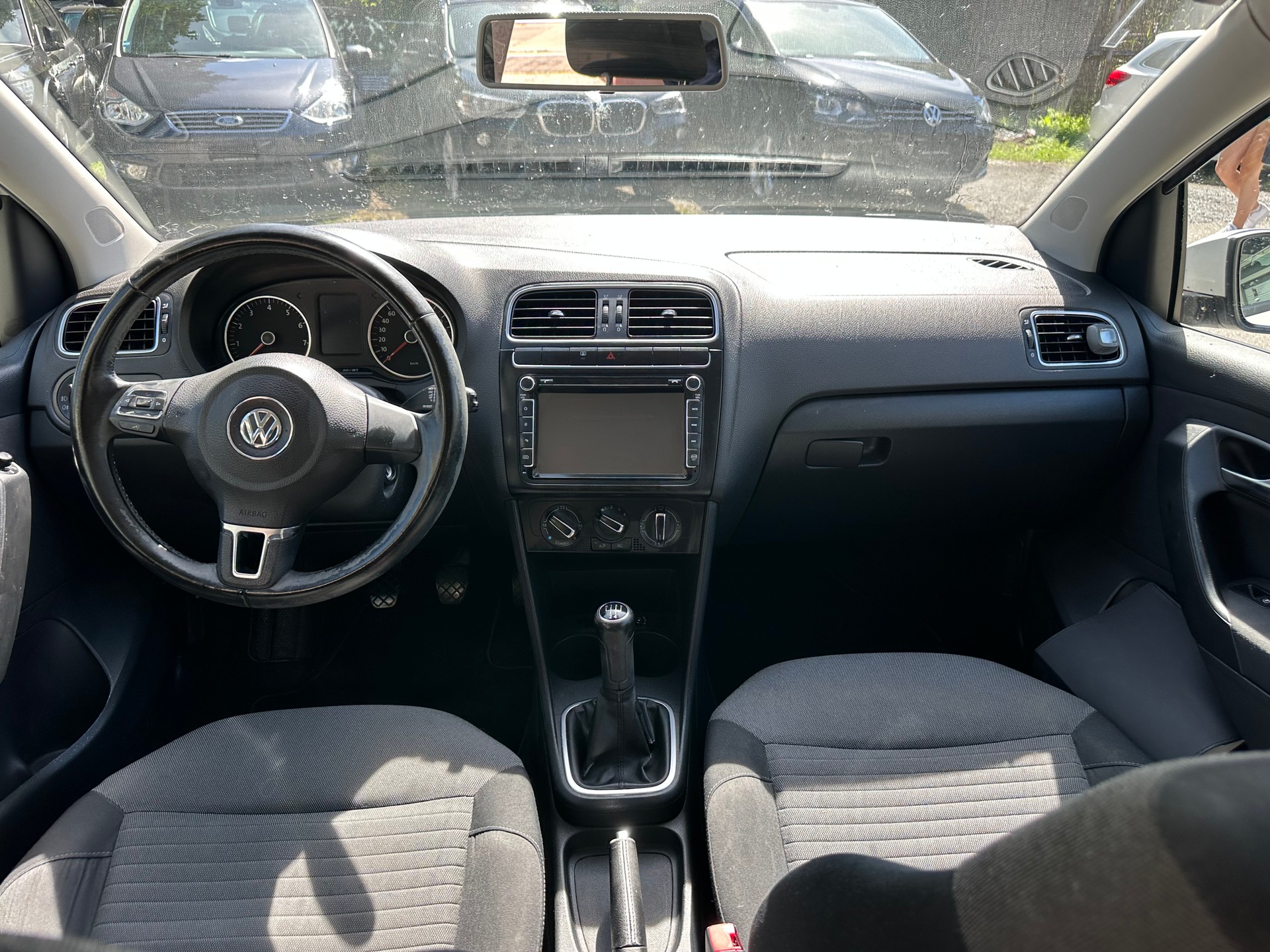 VW Polo 1.2 12V Comfortline-image-8