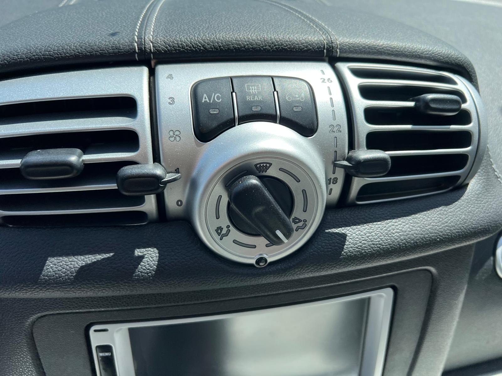 SMART fortwo swiss edition mhd Mit Frisch MFK 02.09.2026 und Service-image-15