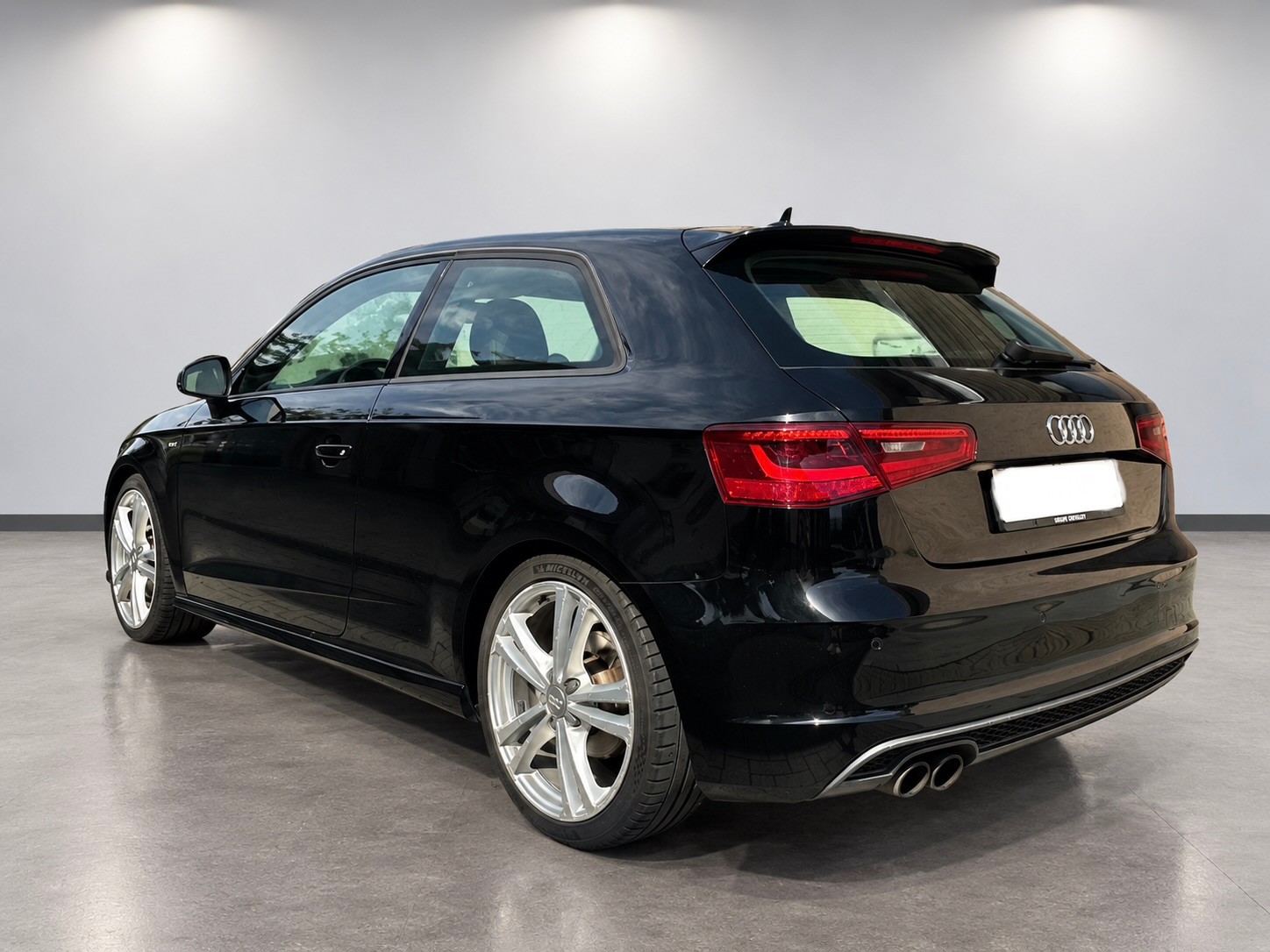 AUDI 1.4 T FSI COD Ambition S-Tr.-image-2