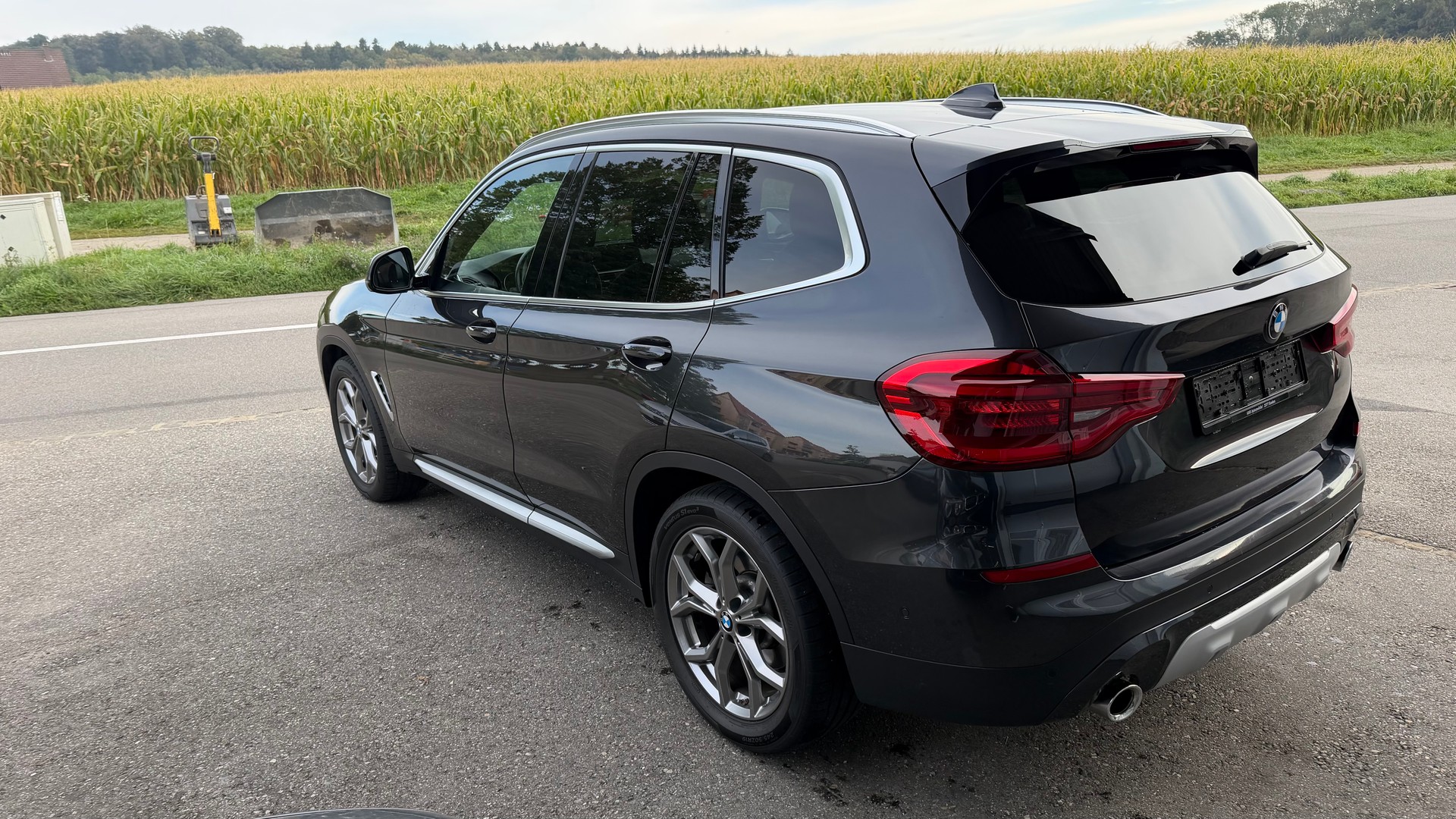 BMW X3 xDrive 20d Individual Steptronic-image-4