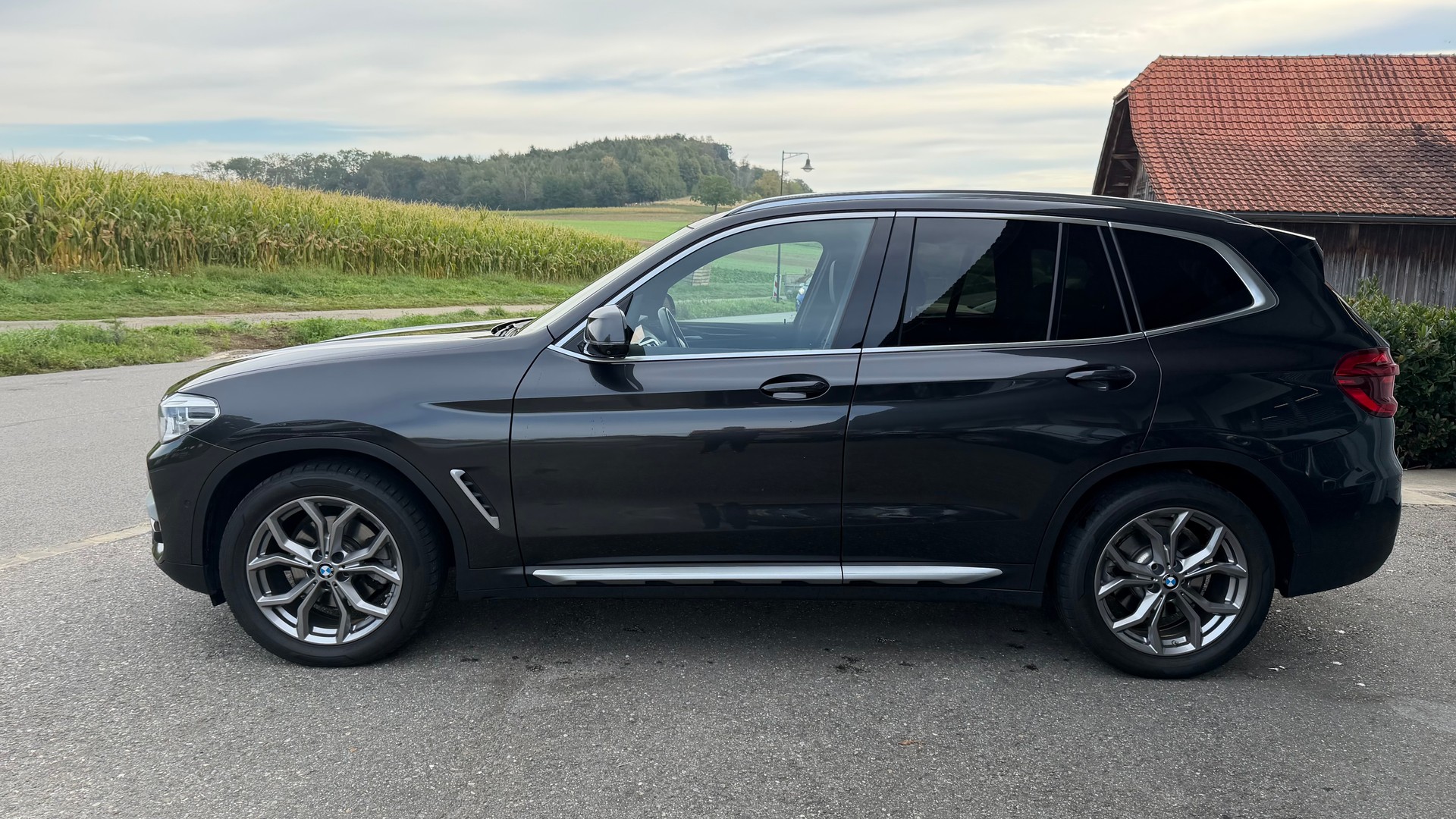 BMW X3 xDrive 20d Individual Steptronic-image-5