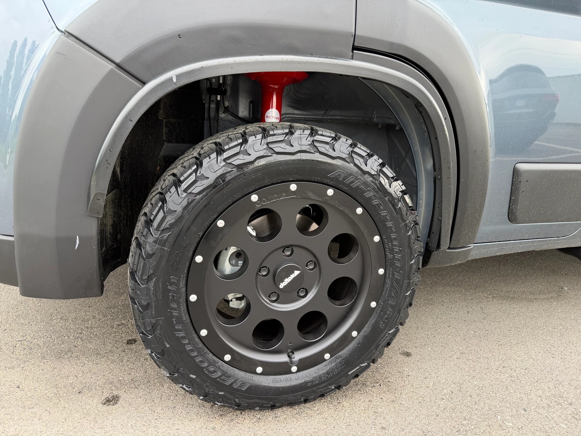 DETHLEFFS 640 ES Offroad Umbau-image-13