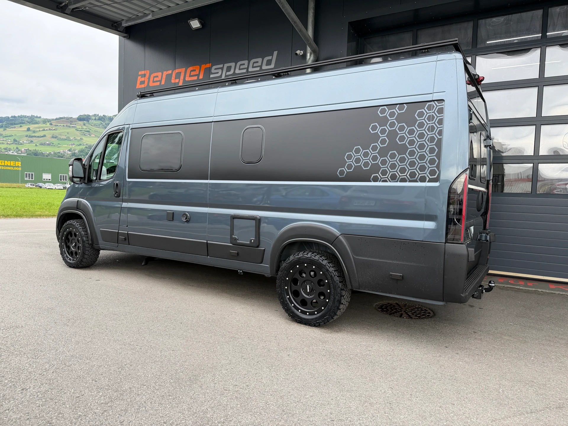 DETHLEFFS 640 ES Offroad Umbau-image-1