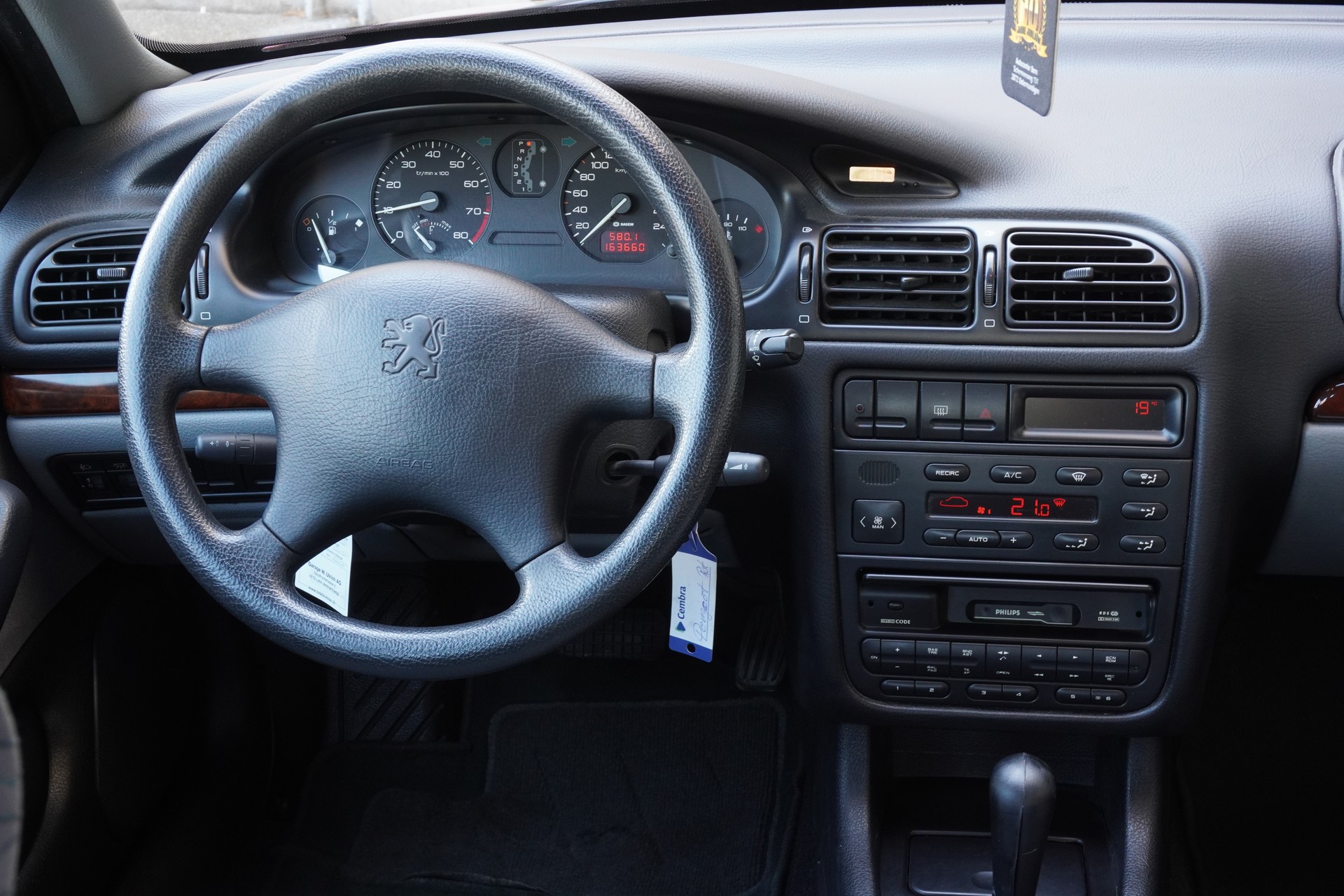 PEUGEOT 406 ST 2.0 16V-image-9