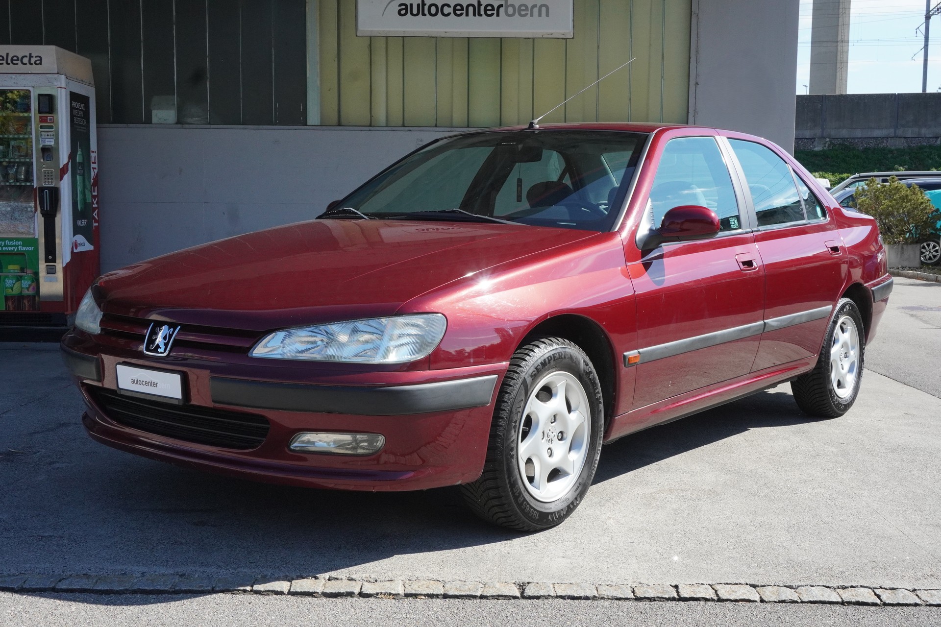 PEUGEOT 406 ST 2.0 16V-image-1
