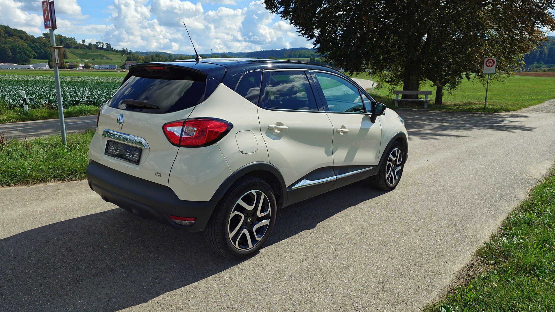 RENAULT Captur 1.5 dCi Privilège-image-5