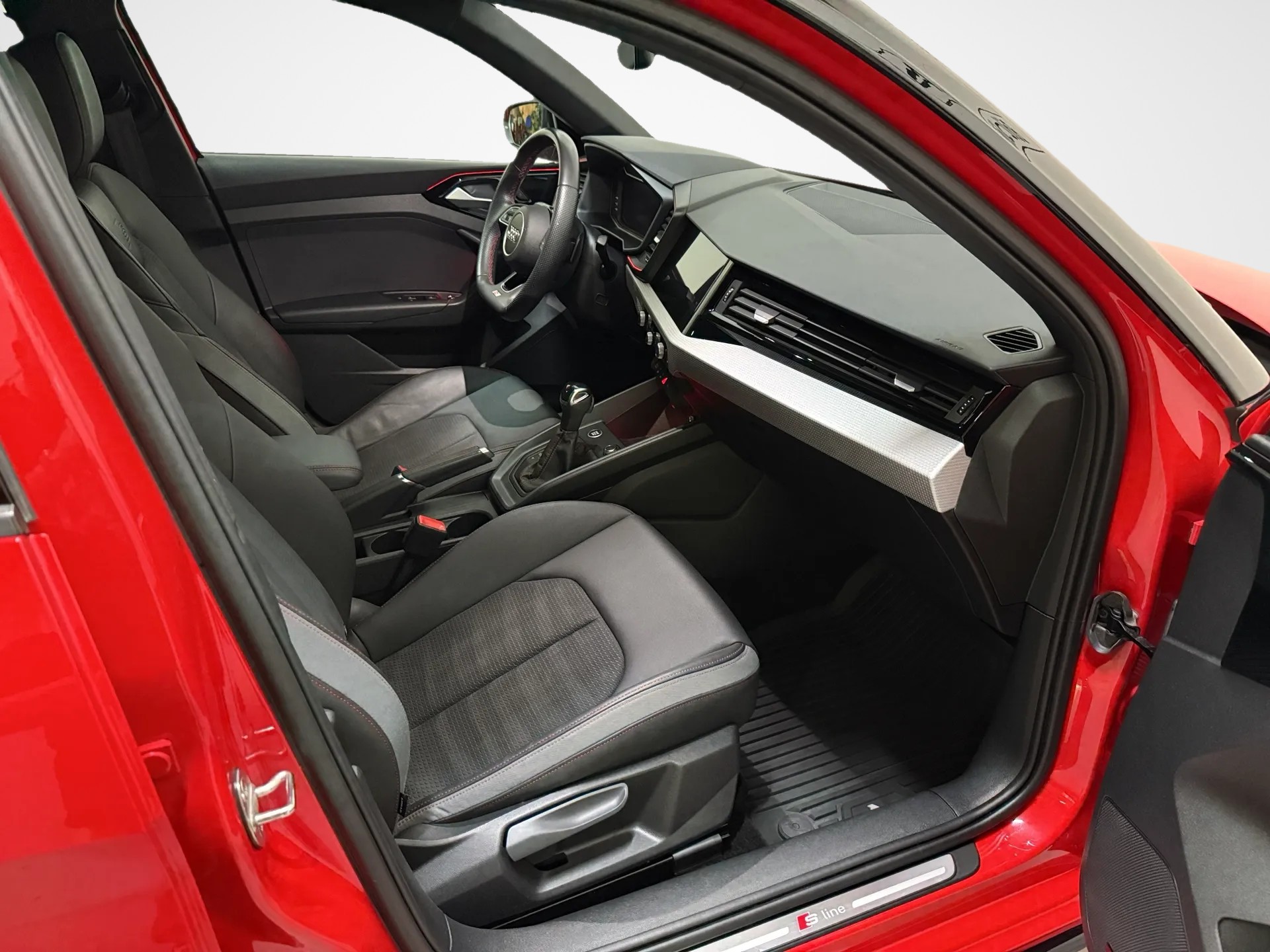 AUDI A1 Sportback 40 TFSI S Line S-tronic-image-7