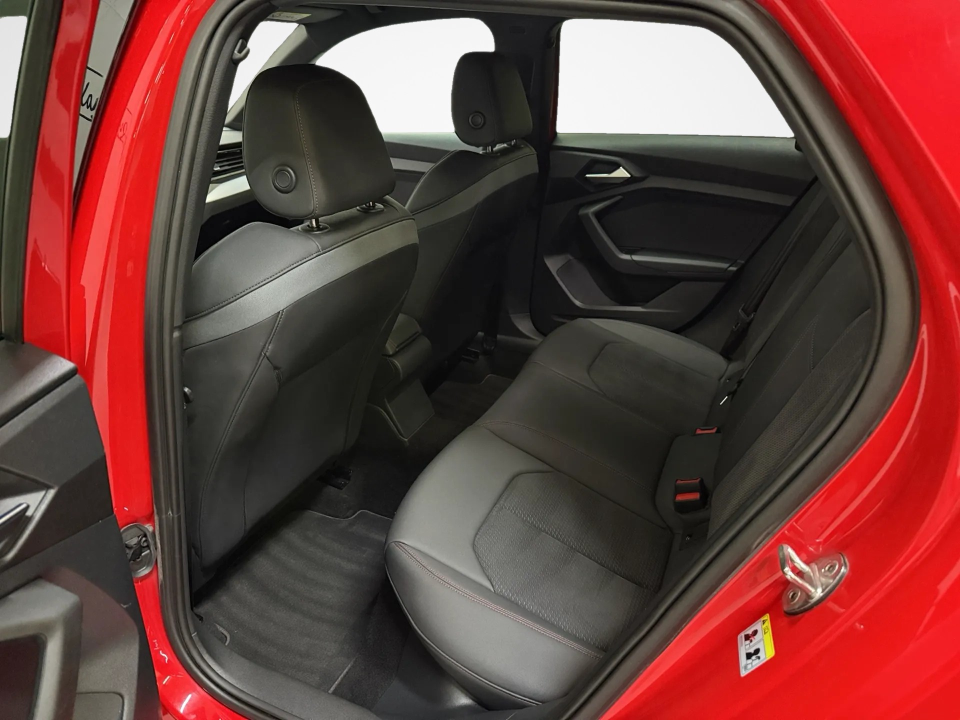 AUDI A1 Sportback 40 TFSI S Line S-tronic-image-10