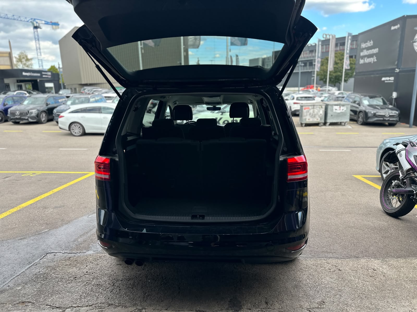 VW Touran 2.0 TDI BlueMotion Technology Comfortline DSG-image-6