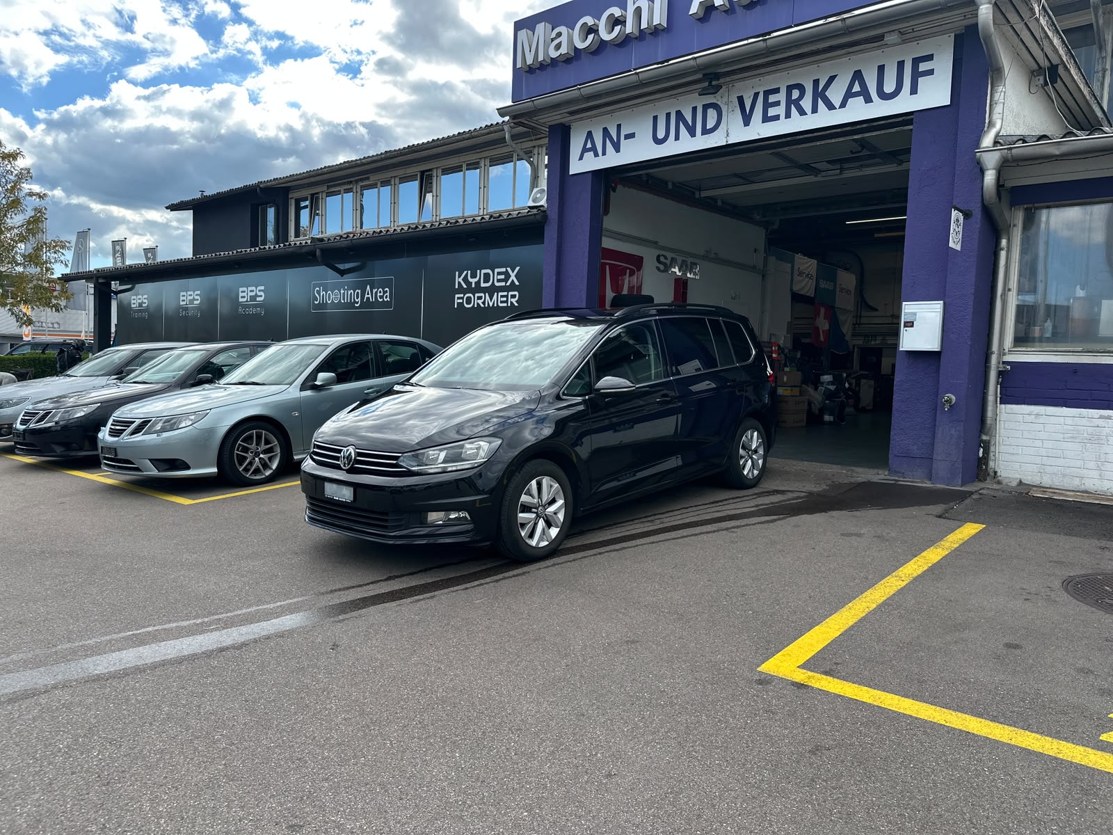 VW Touran 2.0 TDI BlueMotion Technology Comfortline DSG-image-2