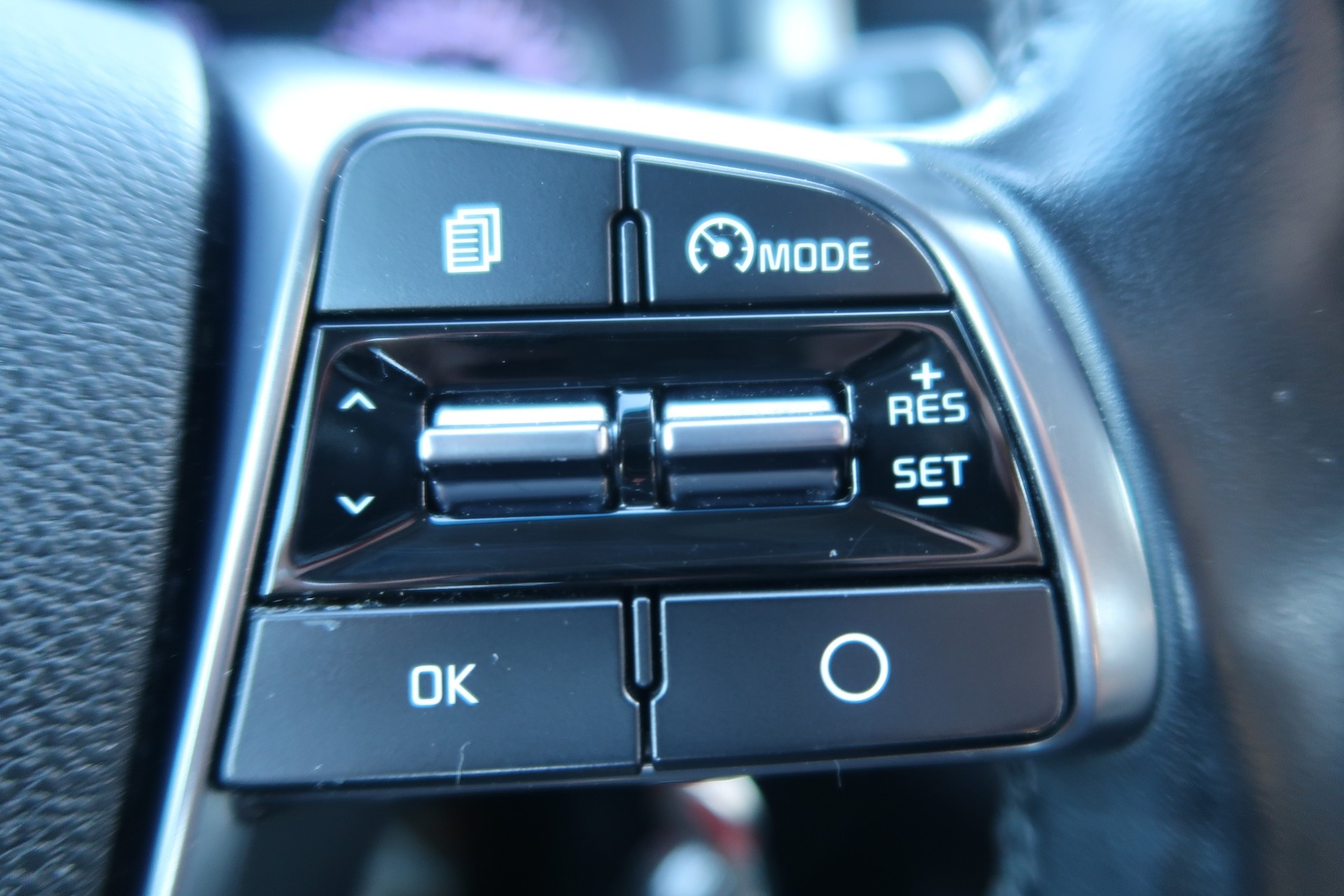 KIA Sorento 2.2 CRDI Trend Active 7P. Automatic-image-15