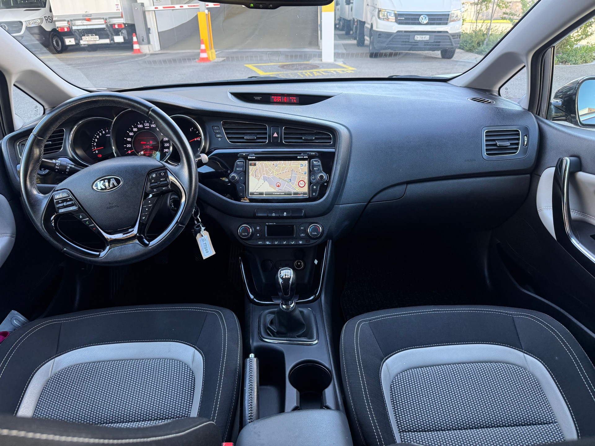 KIA Cee'd Sportswagon 1.6 GDi Style-image-7