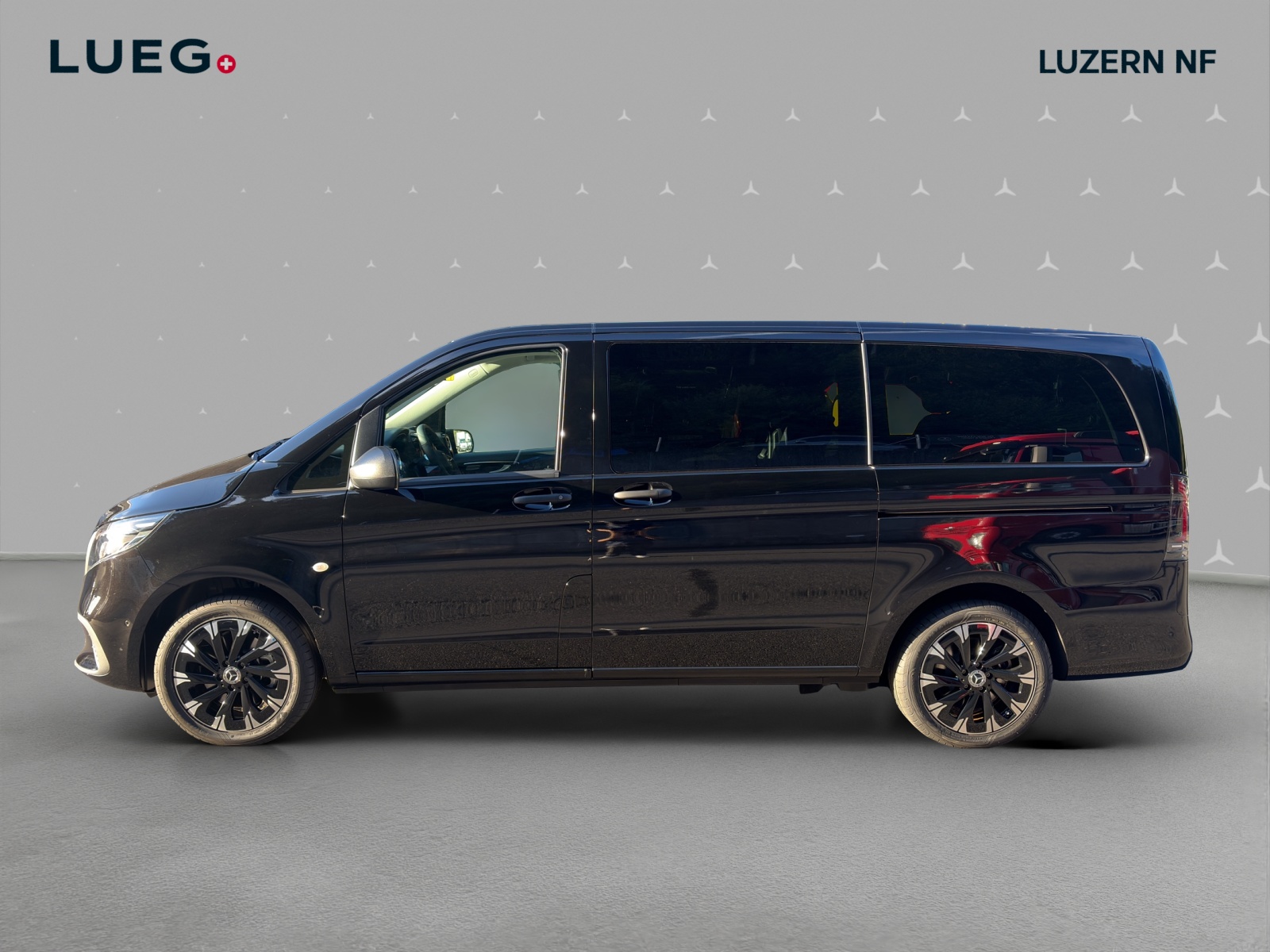 MERCEDES-BENZ Vito 116 CDI Lang Tourer FAMILY 9G 4M Select-image-1