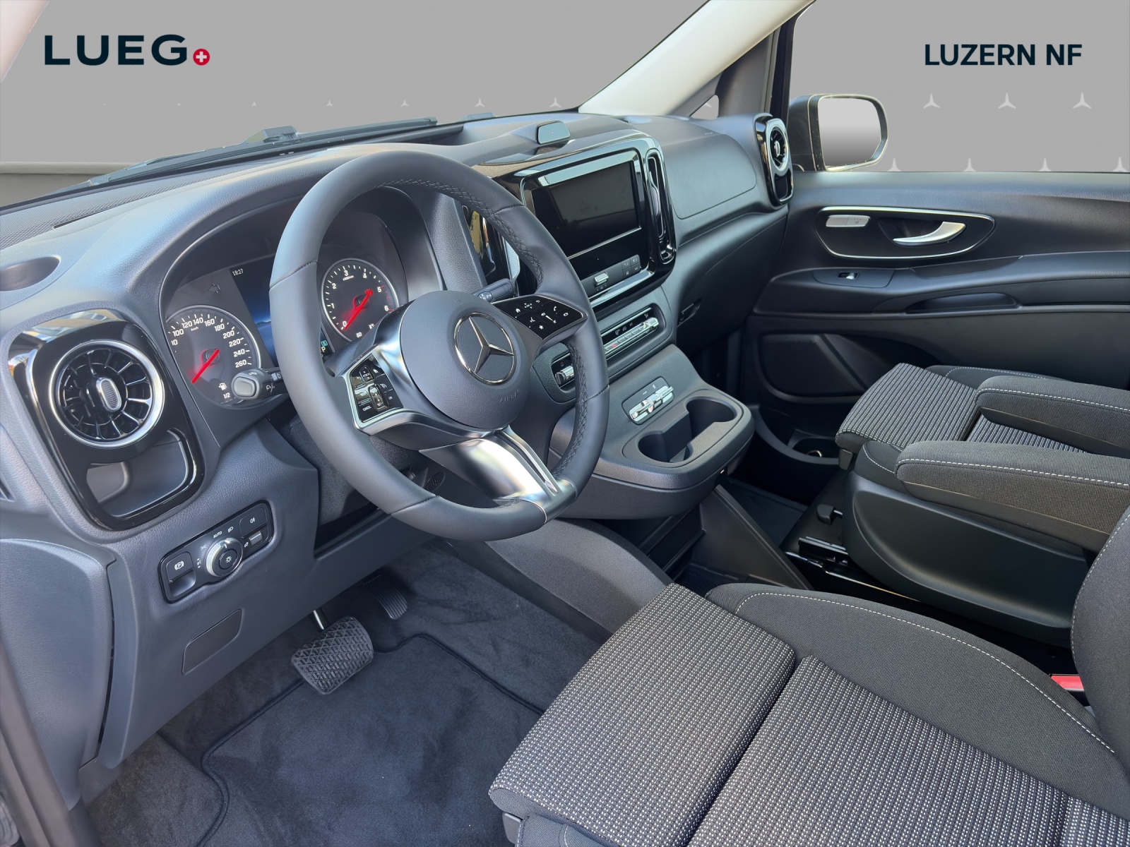 MERCEDES-BENZ Vito 116 CDI Lang Tourer FAMILY 9G 4M Select-image-6