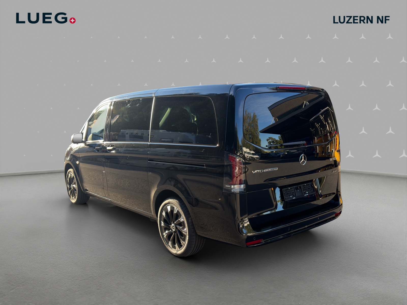 MERCEDES-BENZ Vito 116 CDI Lang Tourer FAMILY 9G 4M Select-image-2