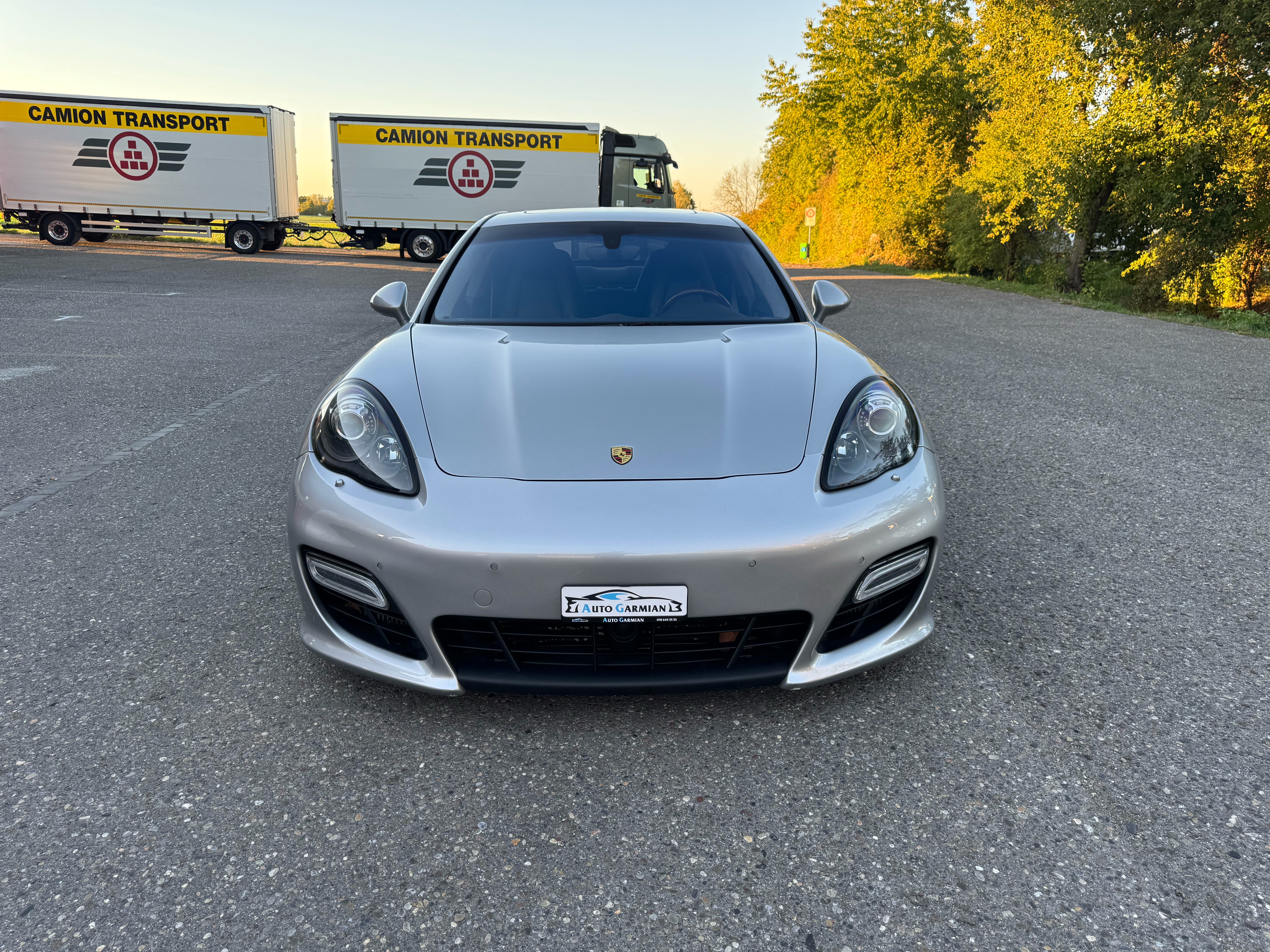 Car photo