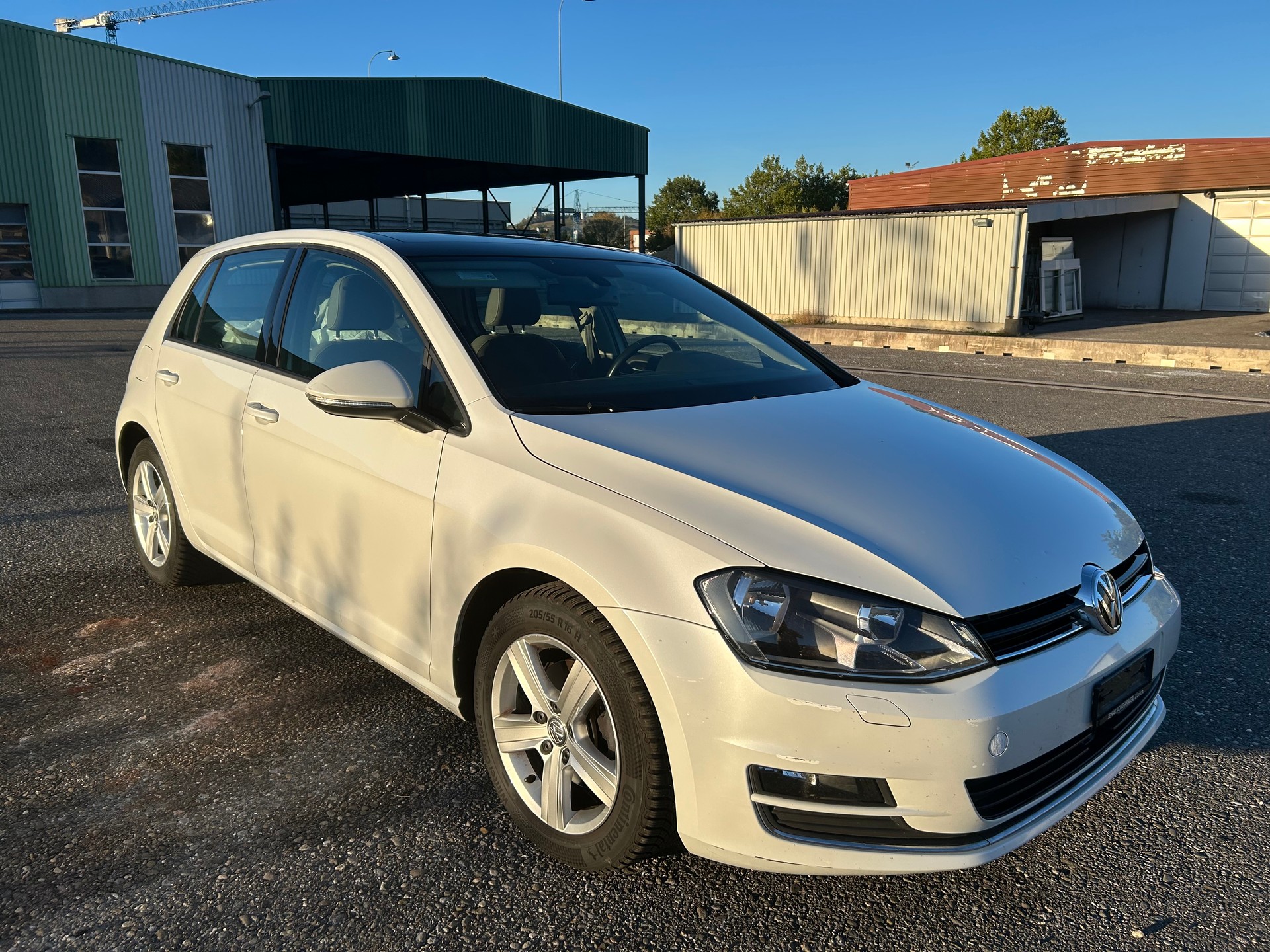 VW Golf 1.4 TSI Highline DSG-image-0