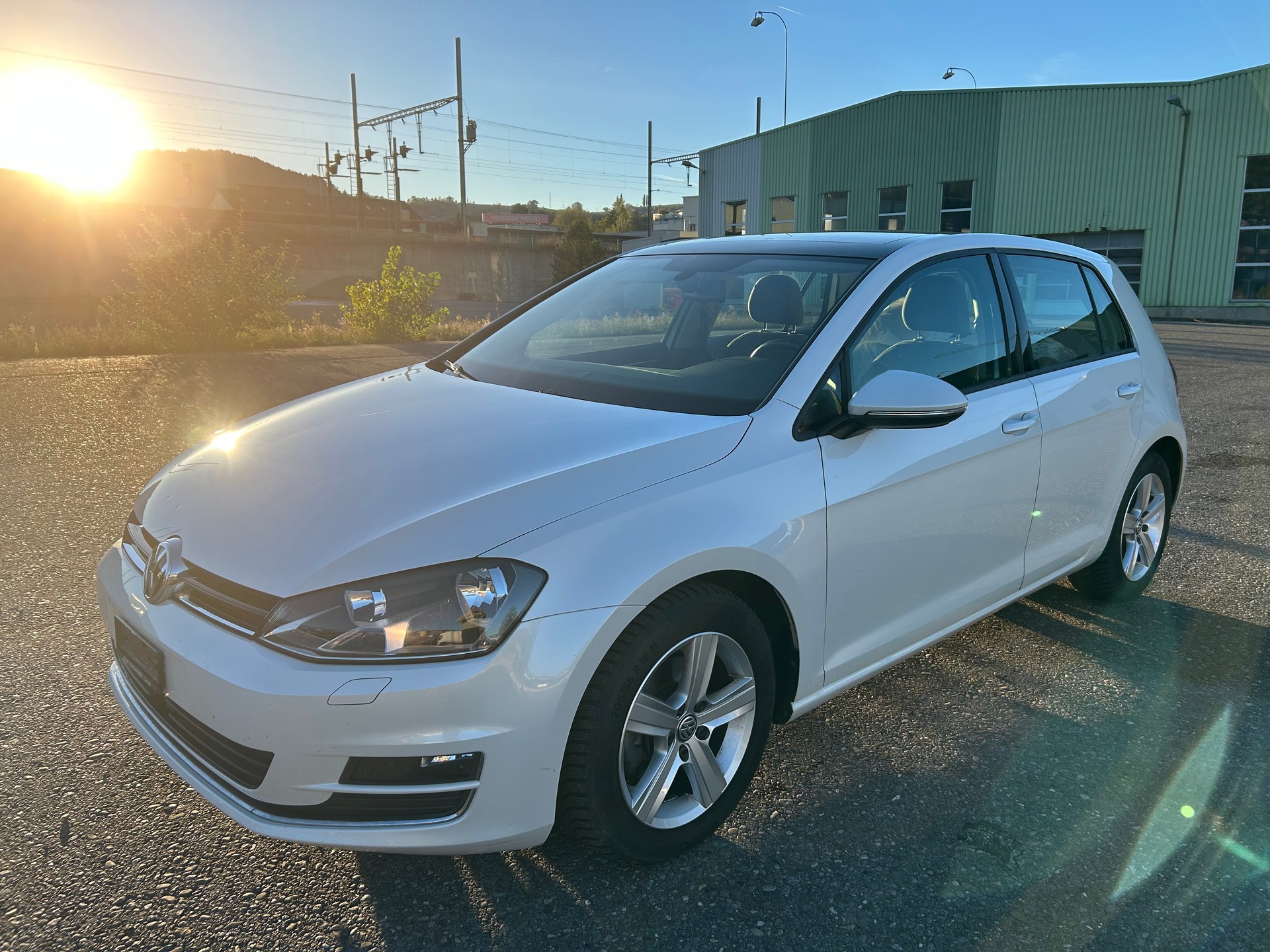 VW Golf 1.4 TSI Highline DSG-image-1