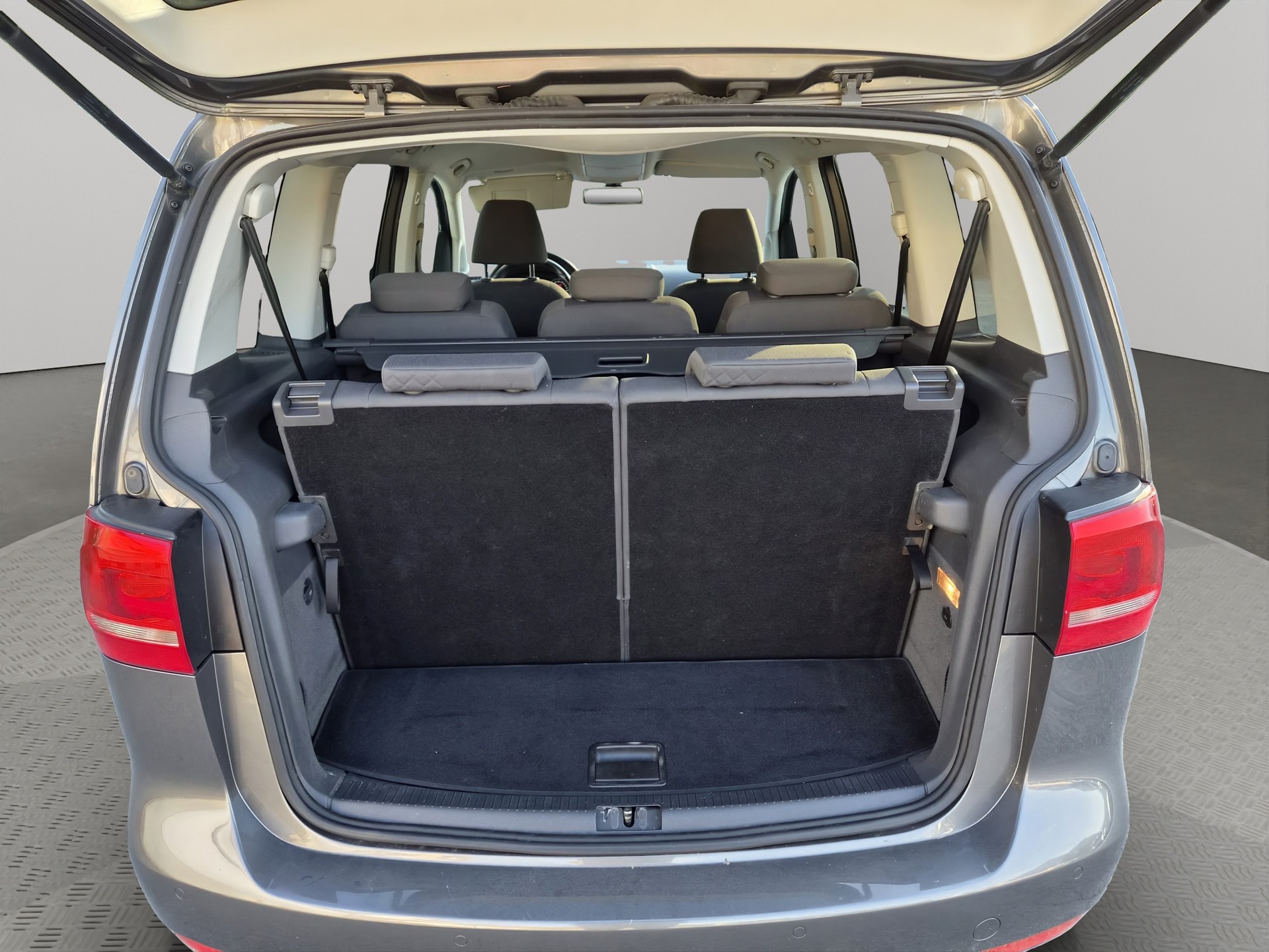 VW Touran 1.4 TSI Comfortline-image-15