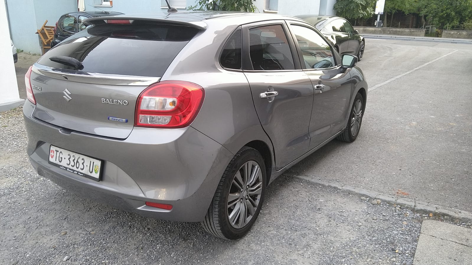 SUZUKI Baleno 1.2i Compact Top Hybrid-image-3