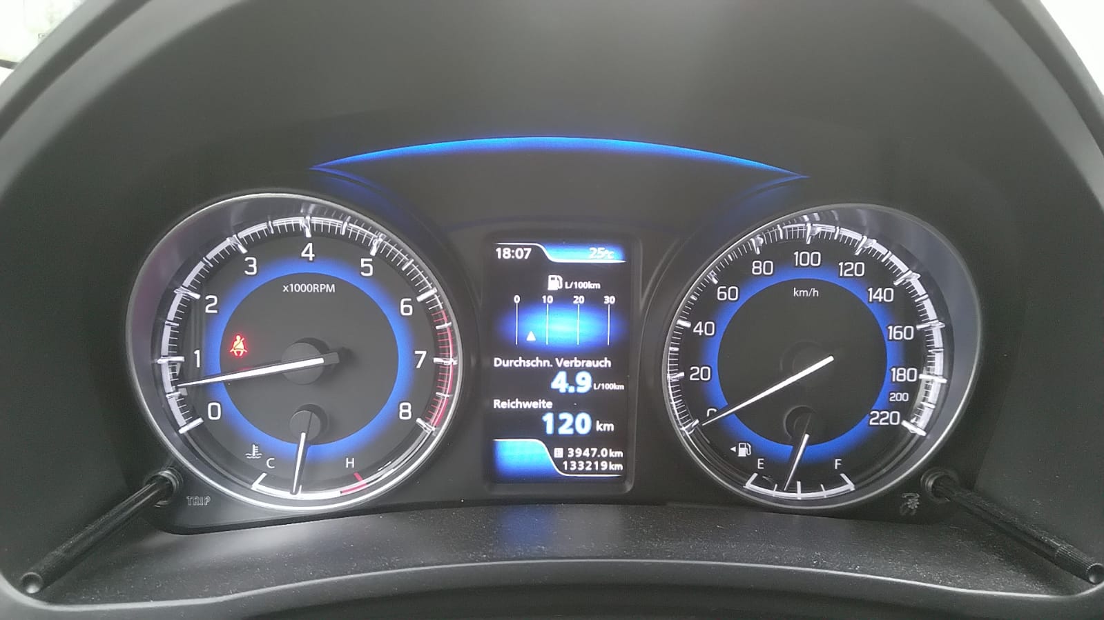 SUZUKI Baleno 1.2i Compact Top Hybrid-image-9