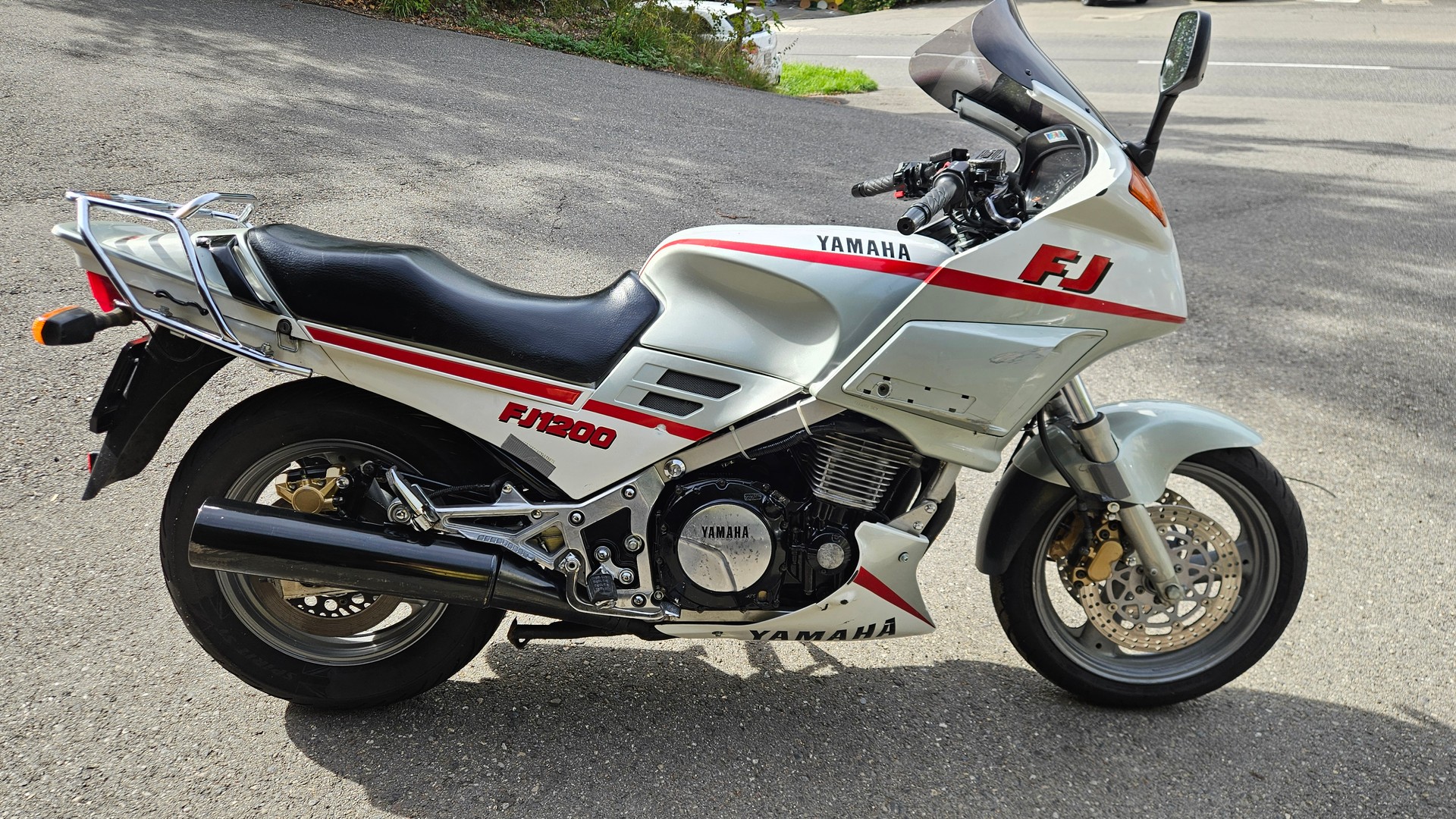 YAMAHA FJ 1200-image-5