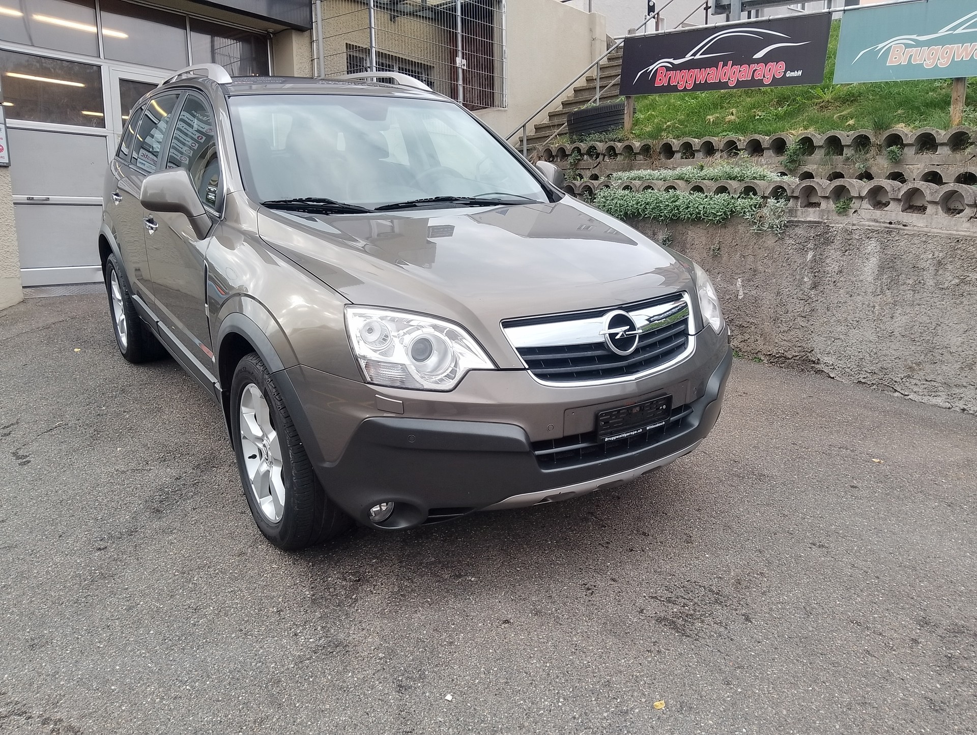 OPEL Antara 3.2 V6 Cosmo 4WD Automatic-image-3