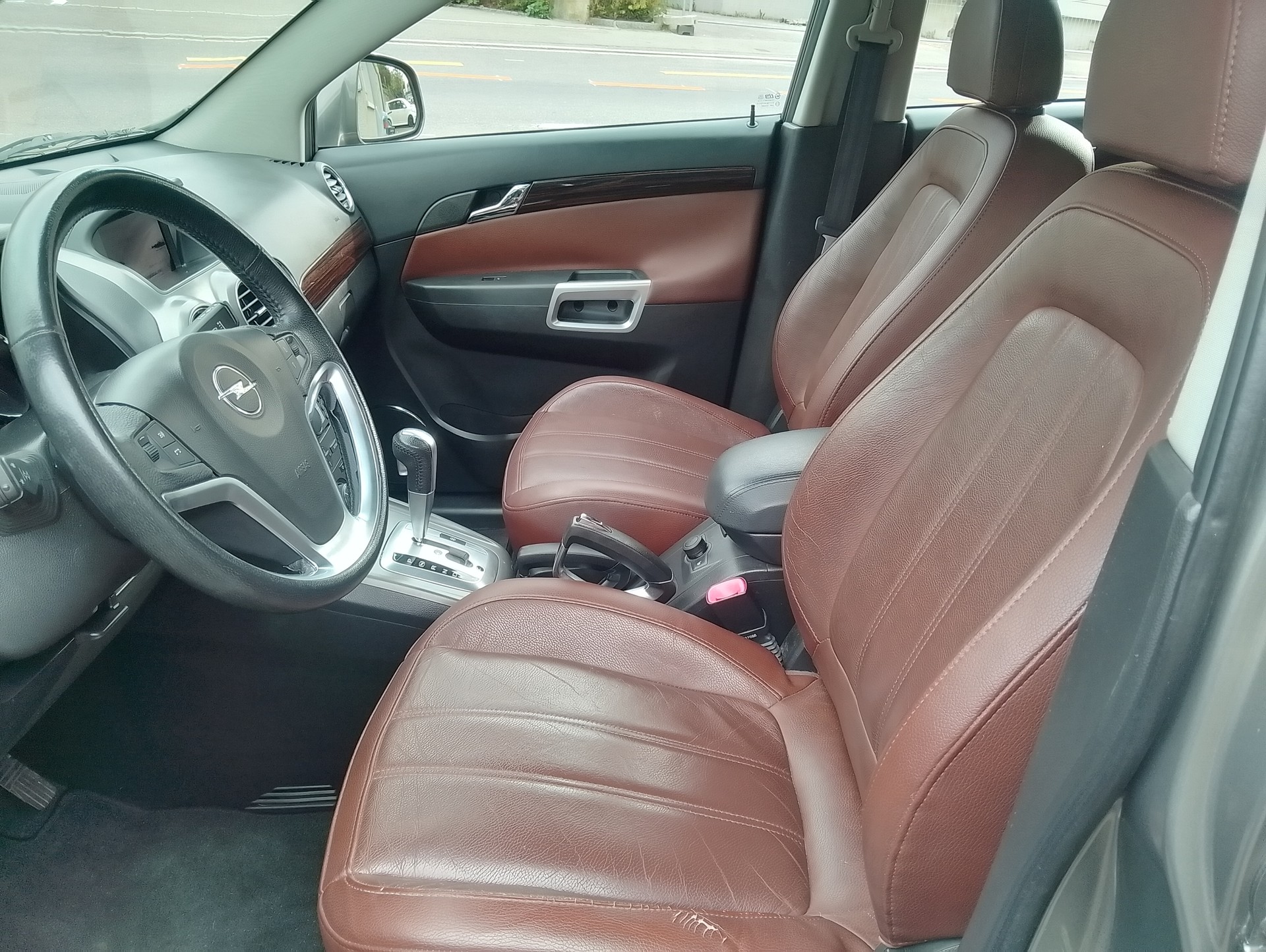 OPEL Antara 3.2 V6 Cosmo 4WD Automatic-image-12