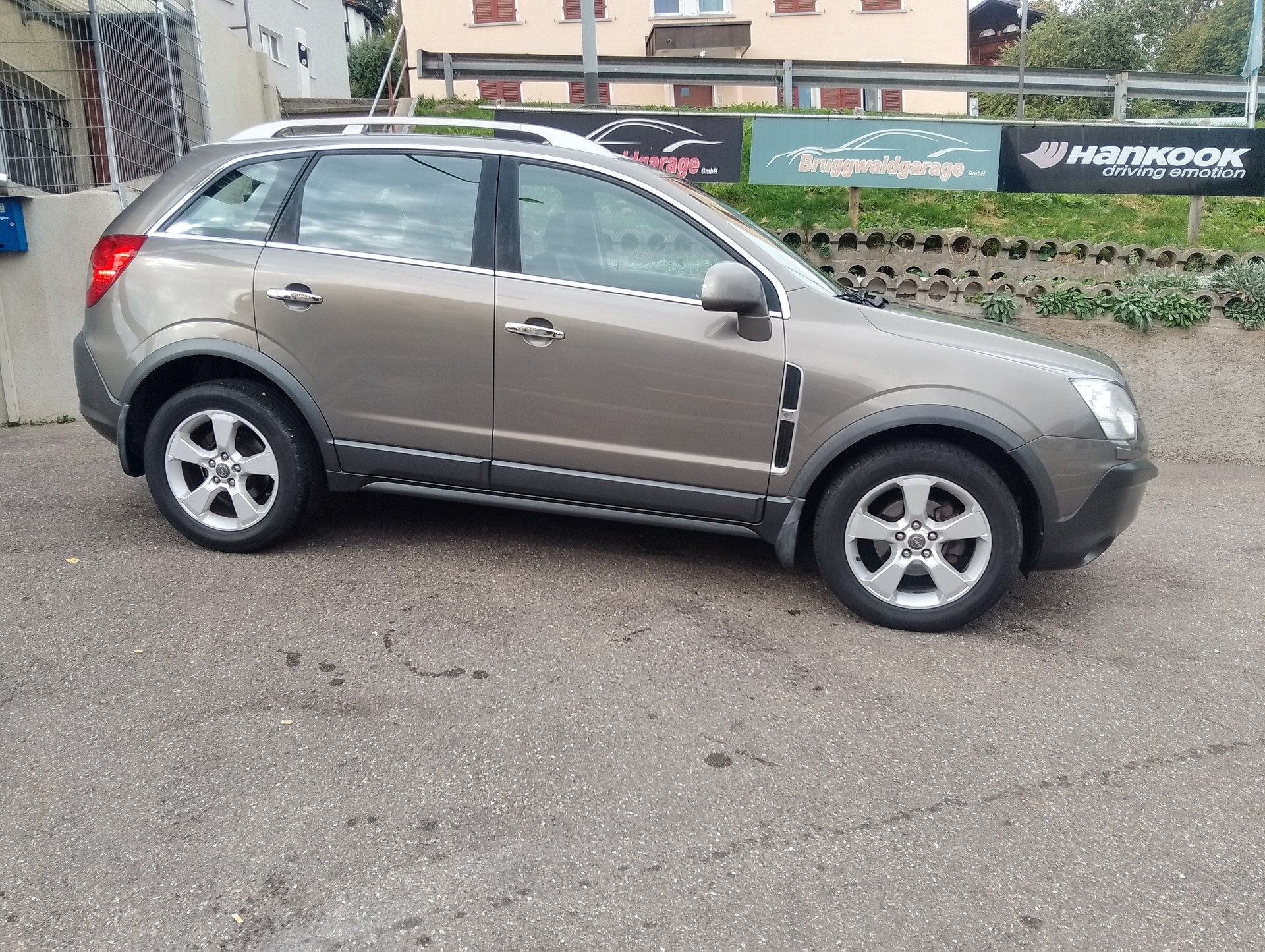 OPEL Antara 3.2 V6 Cosmo 4WD Automatic-image-6