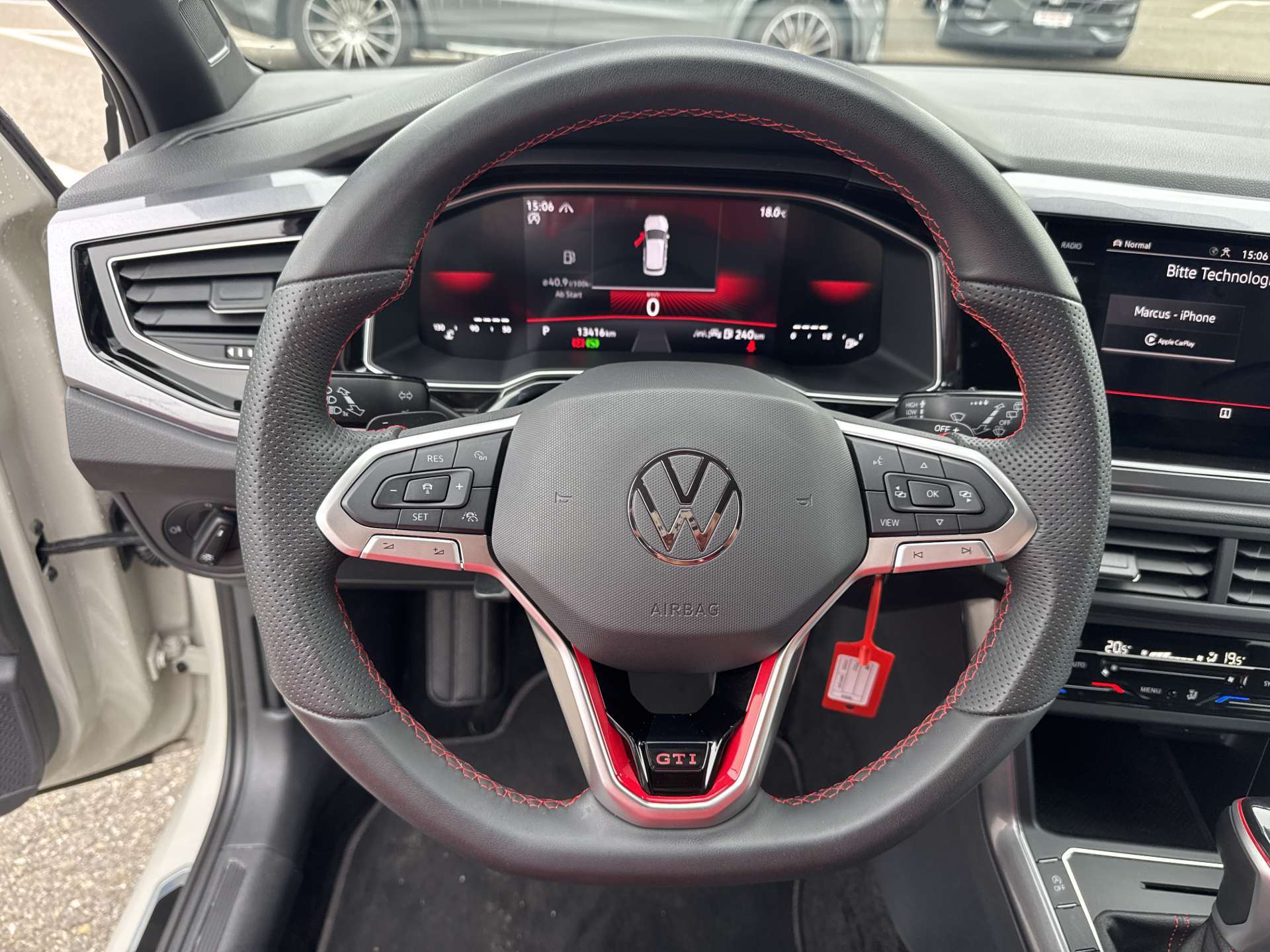 VW Polo 2.0 TSi GTi 207PS DSG-Automat-image-15