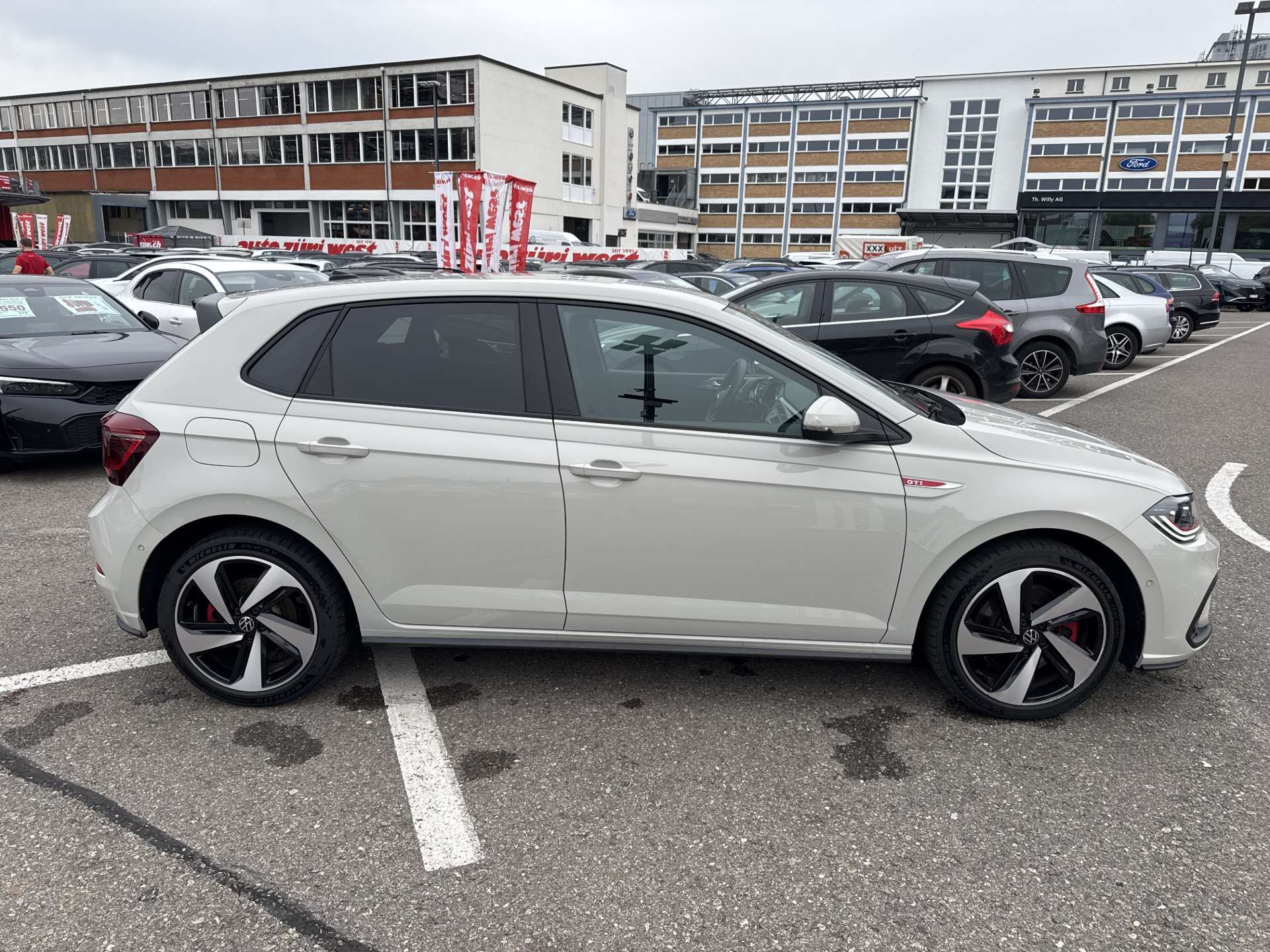 VW Polo 2.0 TSi GTi 207PS DSG-Automat-image-10