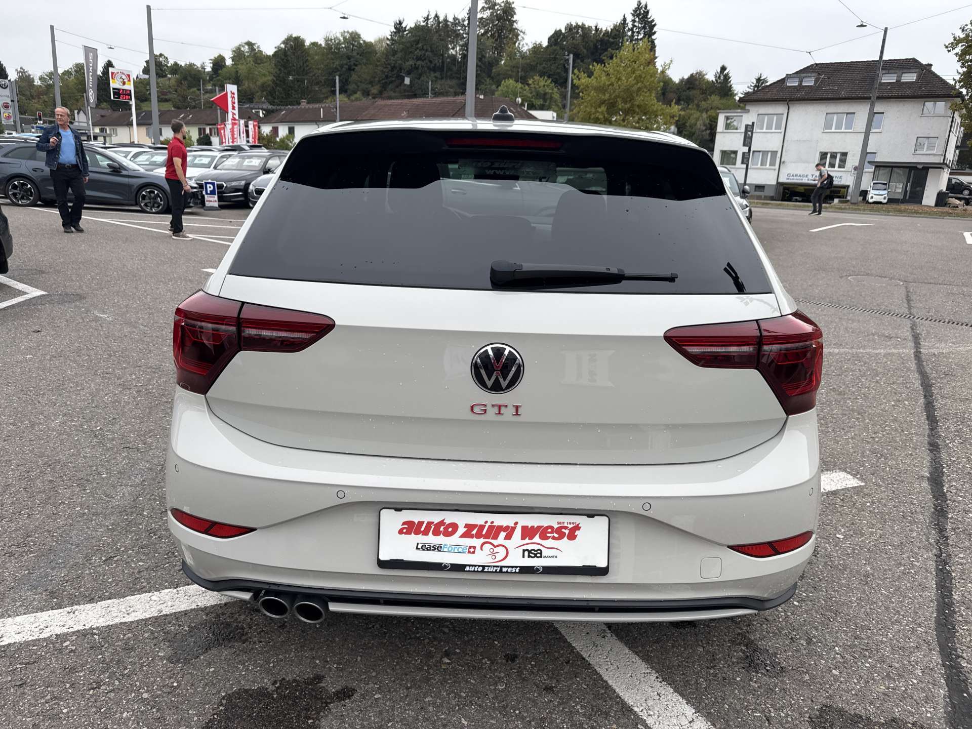 VW Polo 2.0 TSi GTi 207PS DSG-Automat-image-14
