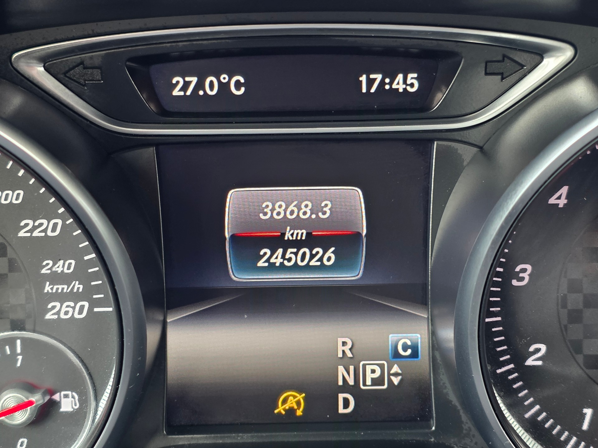 MERCEDES-BENZ A 180 Urban 7G-DCT (Hagelschaden)-image-11